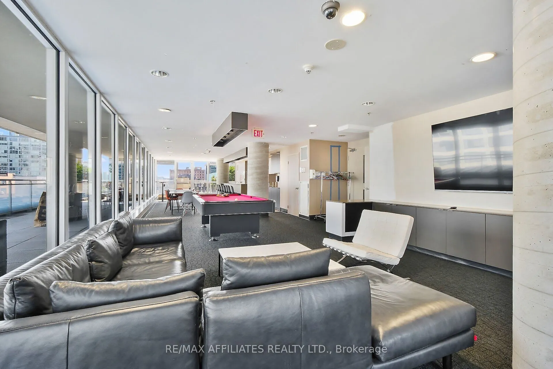 324 Laurier Avenue W, #1201