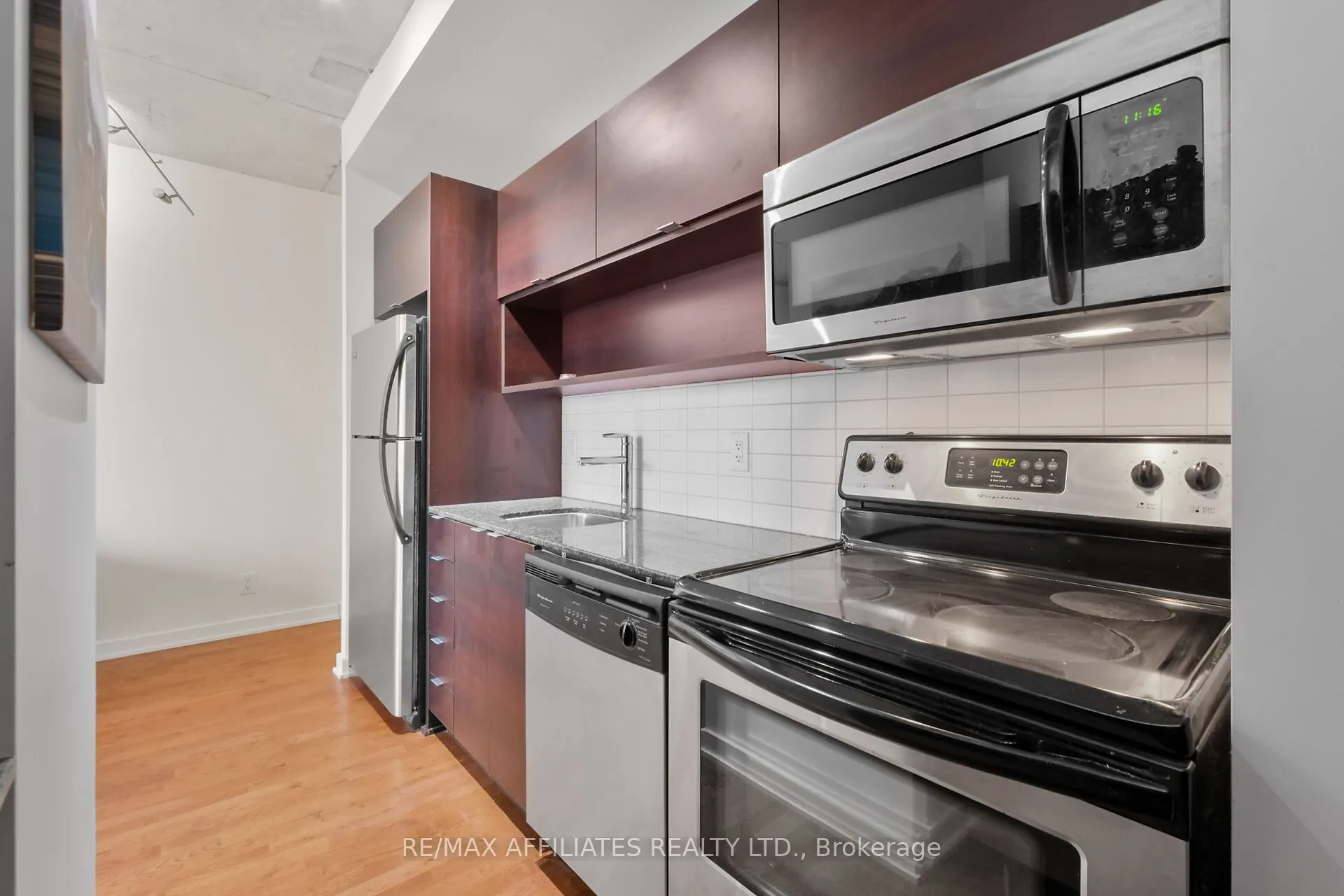 324 Laurier Avenue W, #1201