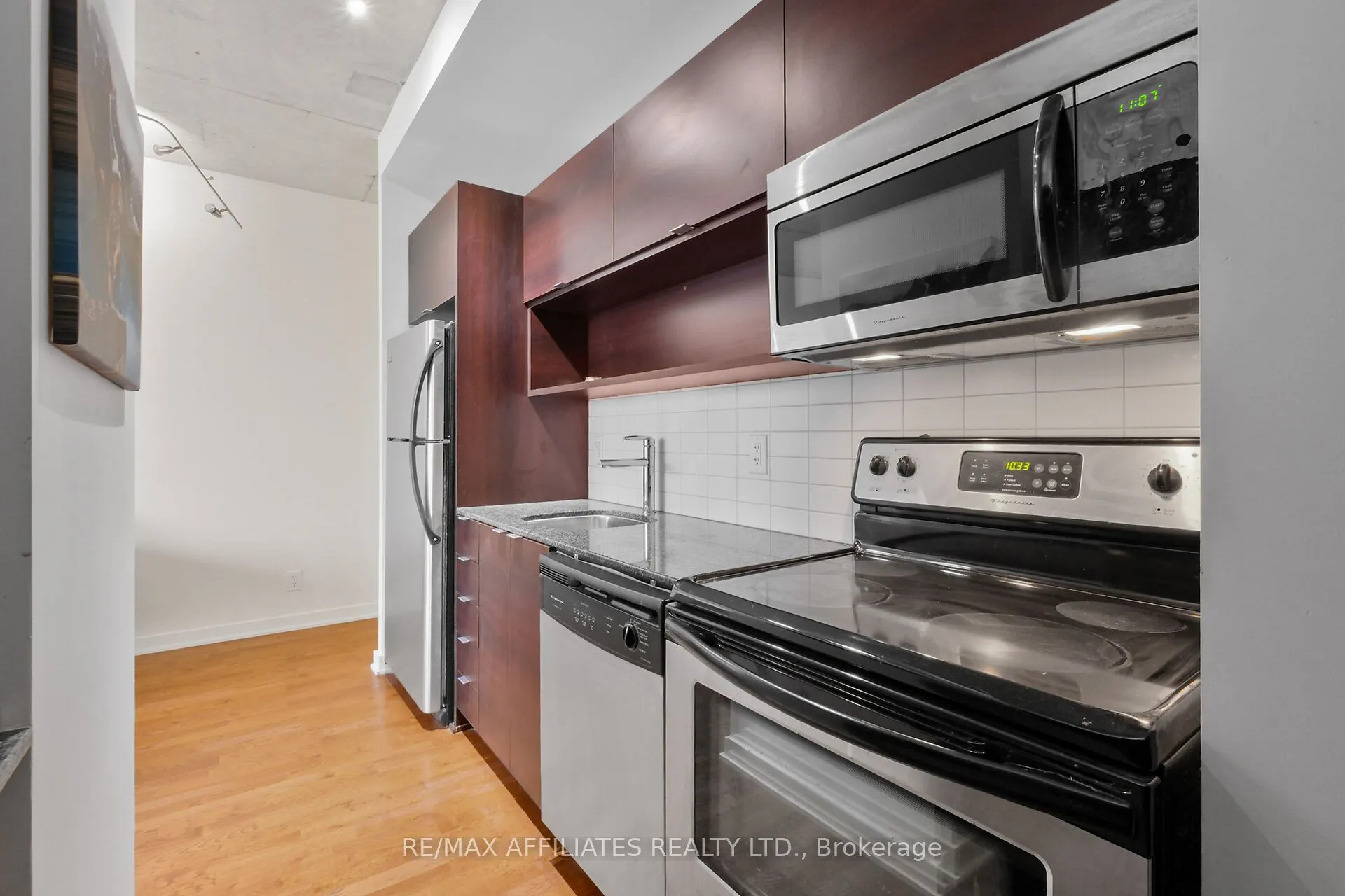 324 Laurier Avenue W, #1201