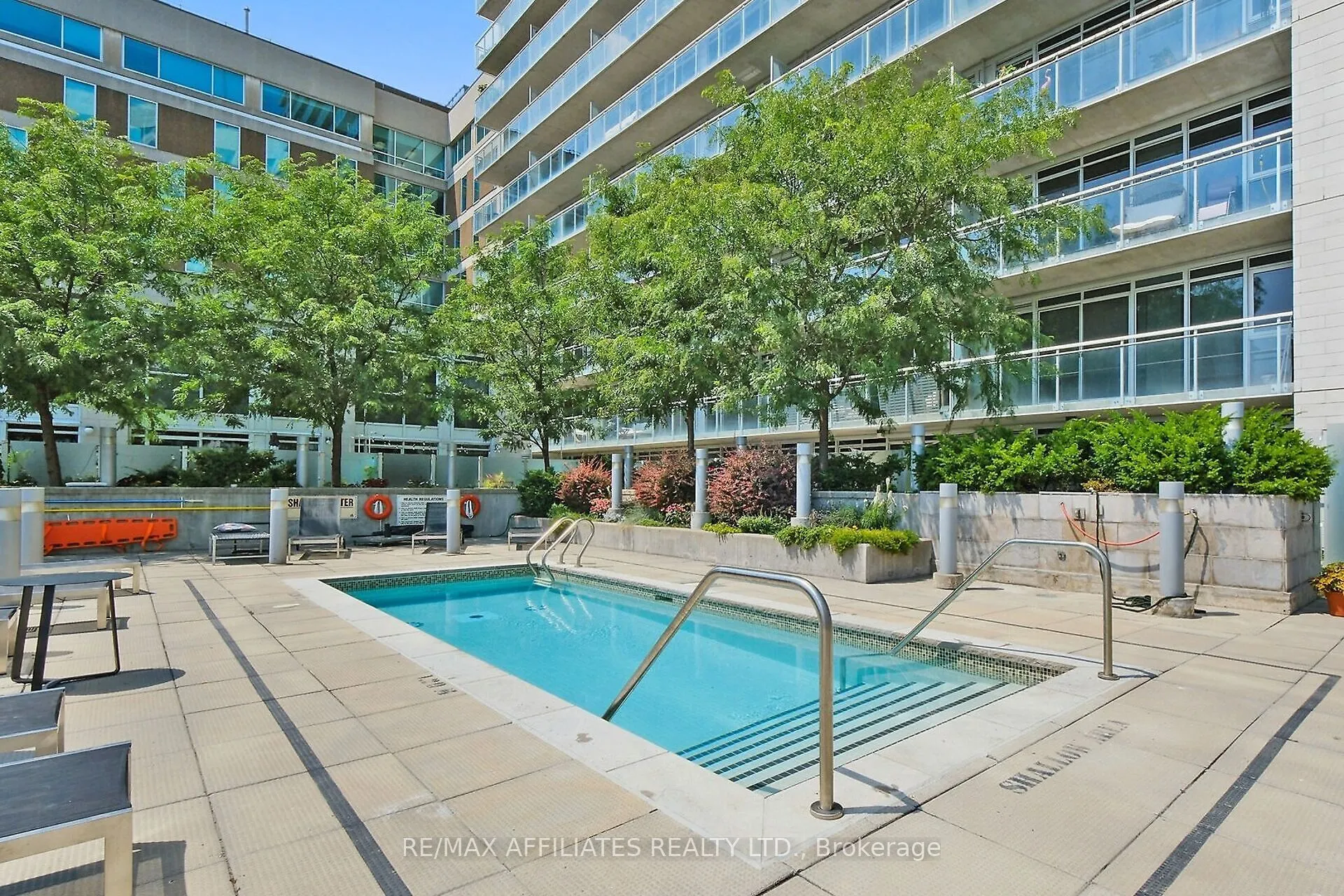 324 Laurier Avenue W, #1201