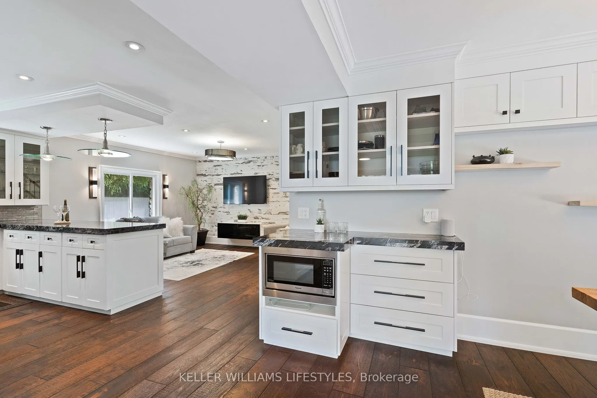 515 Jarvis Street