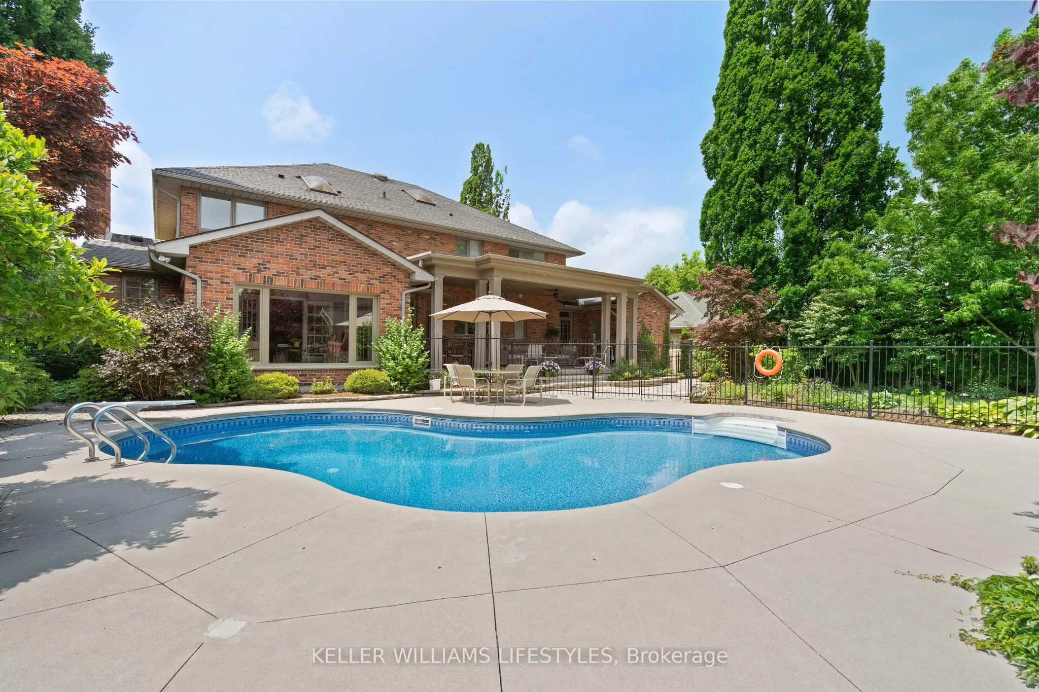 95 Highland Woods Court