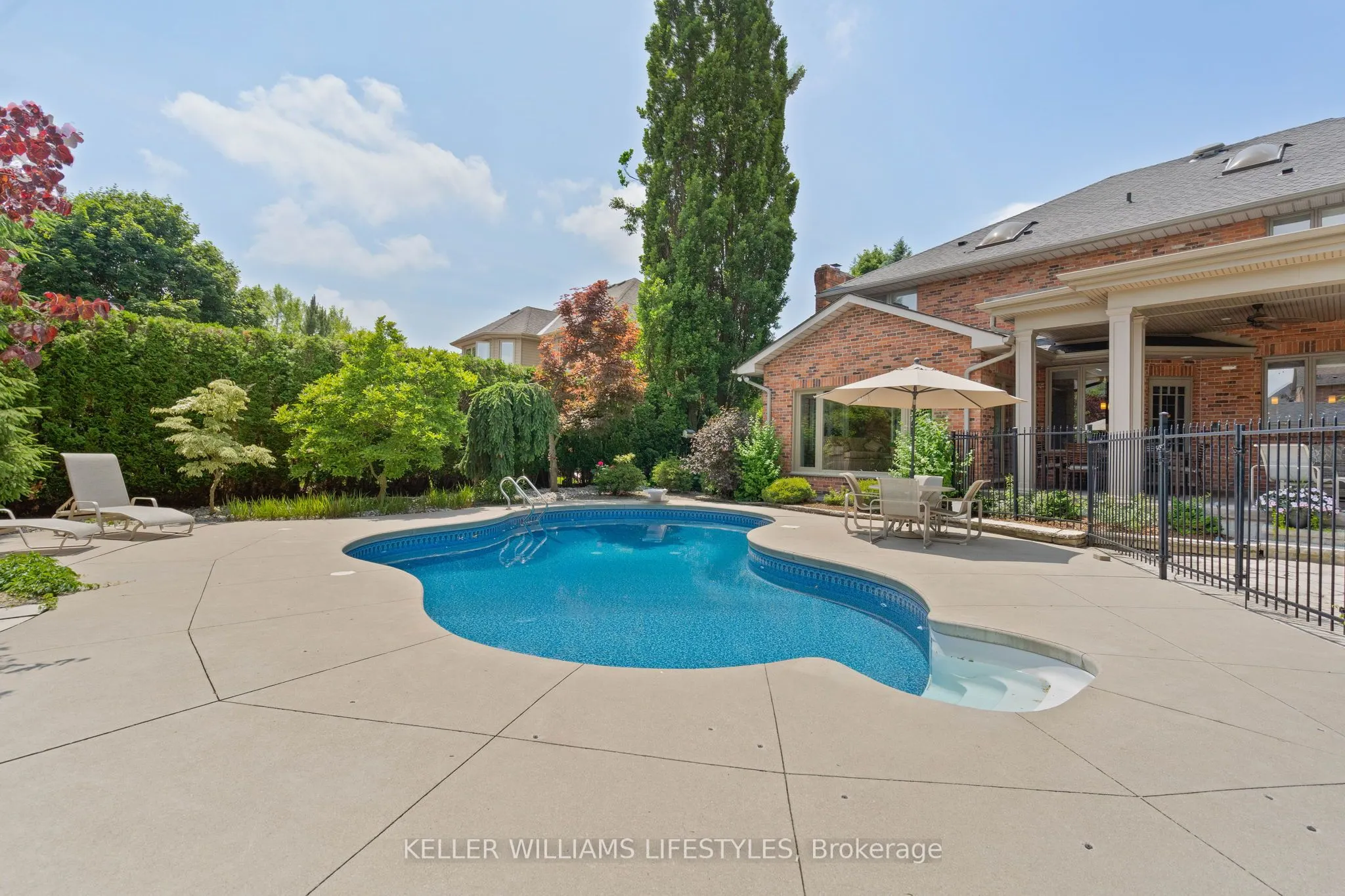 95 Highland Woods Court