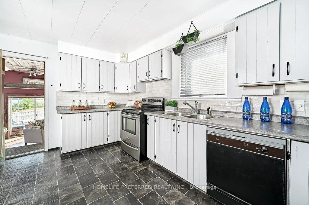 157 Crescent Street