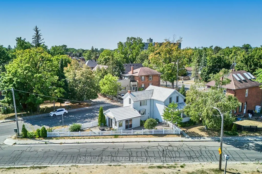 157 Crescent Street