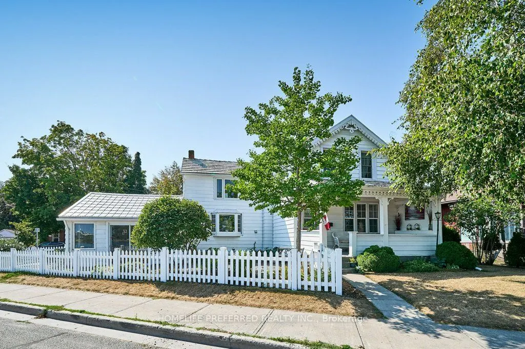157 Crescent Street