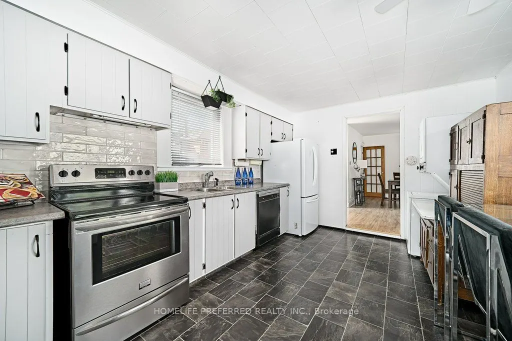157 Crescent Street
