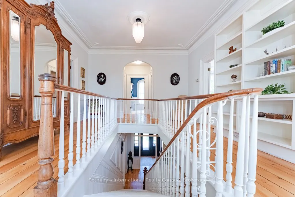 22 Hauser Place