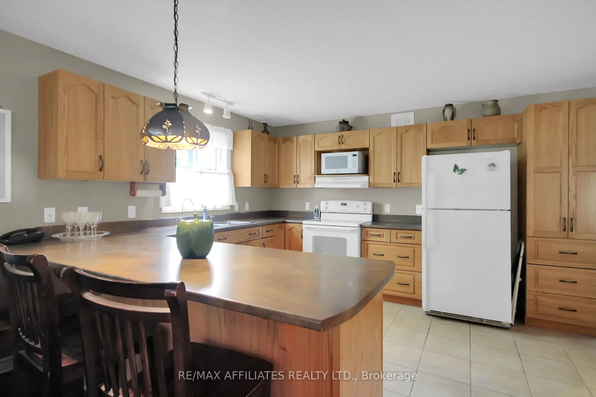 2032 Sun Vista Private