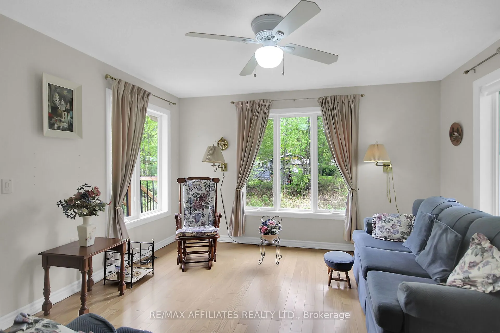 2032 Sun Vista Private