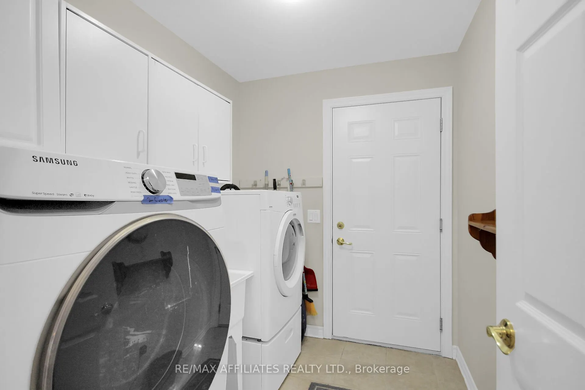 2032 Sun Vista Private