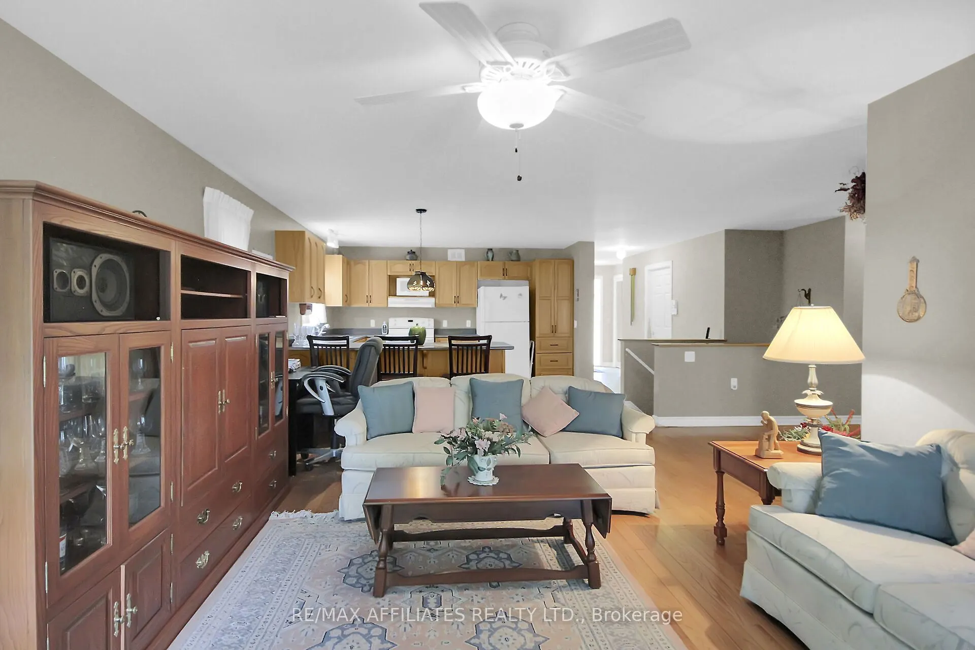 2032 Sun Vista Private