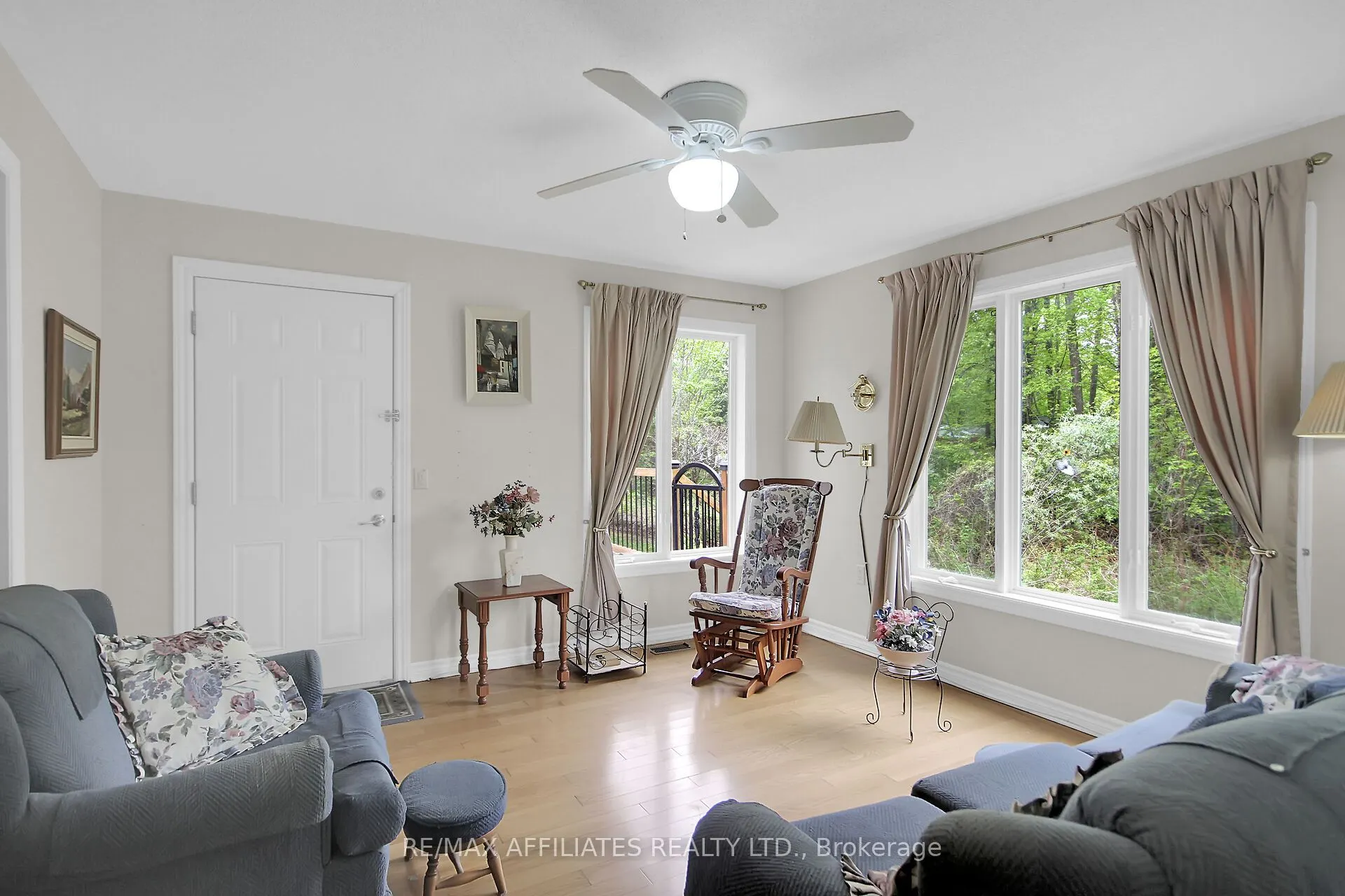 2032 Sun Vista Private