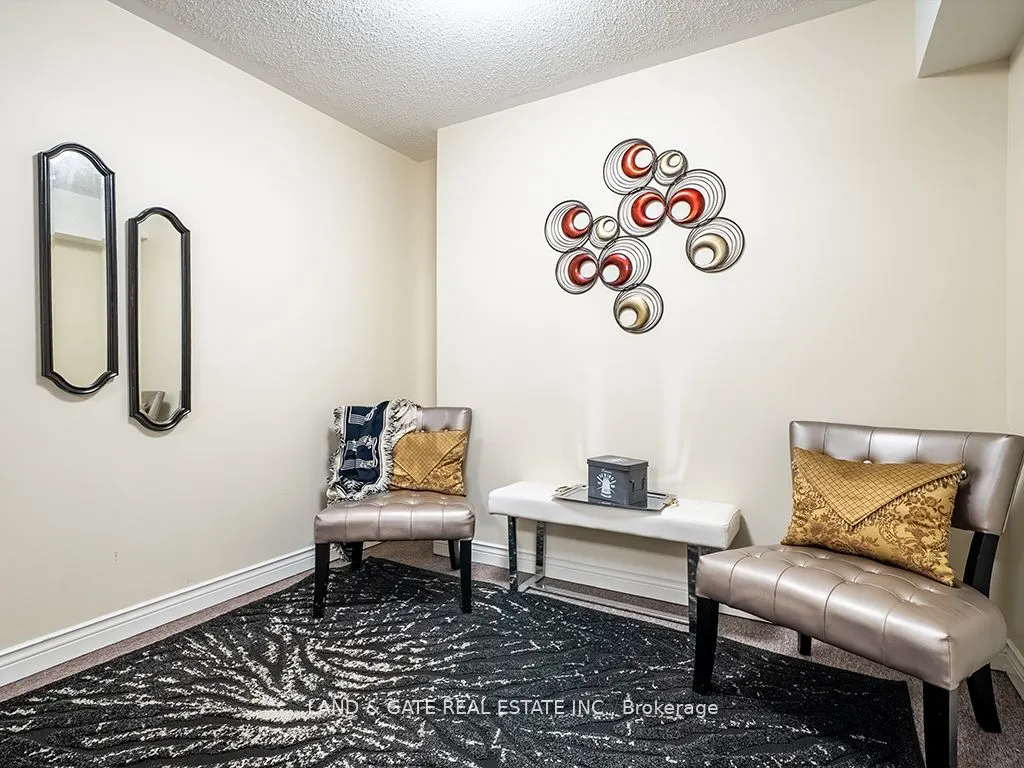 245 Elgin Street, #502
