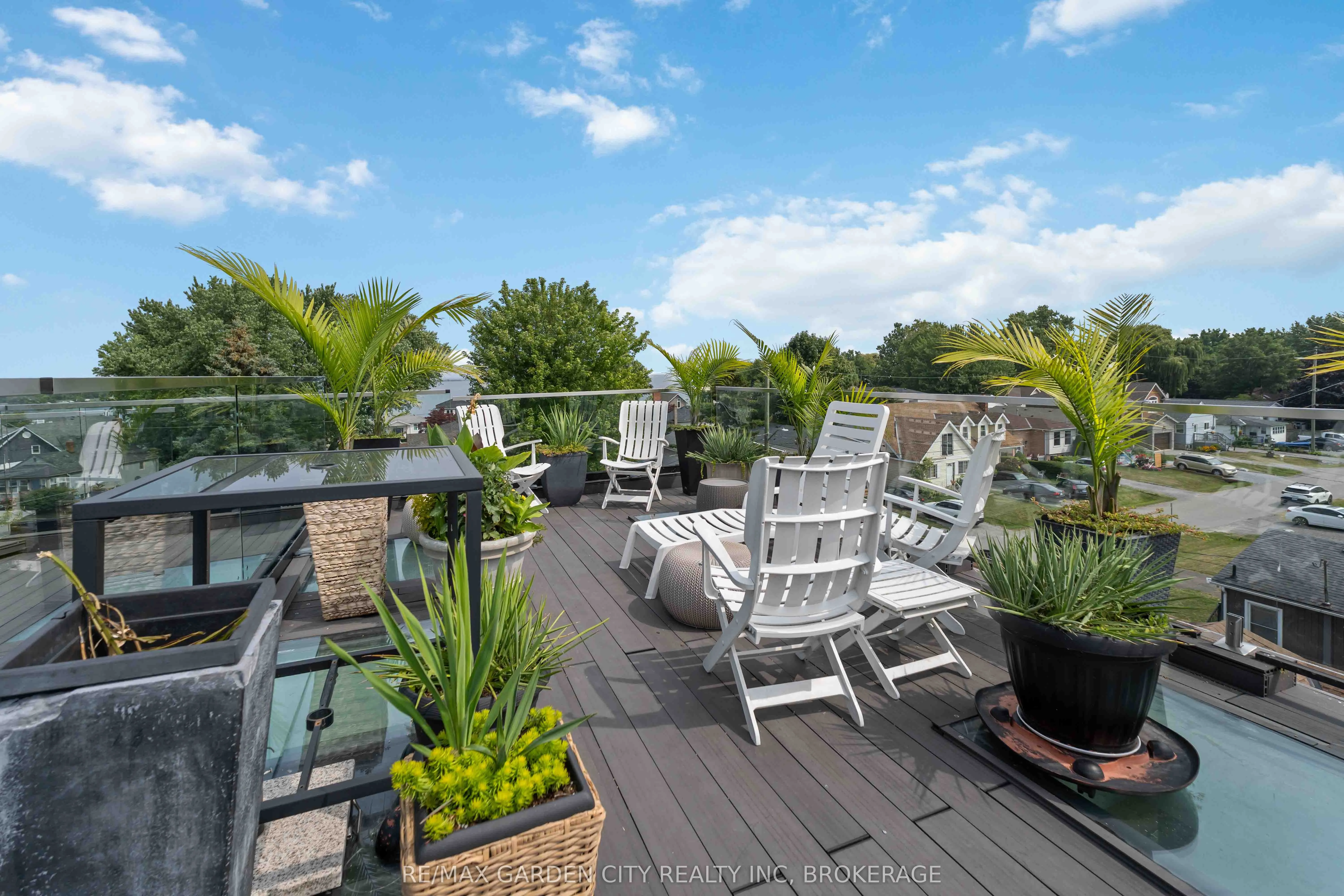 2 Stepney Street