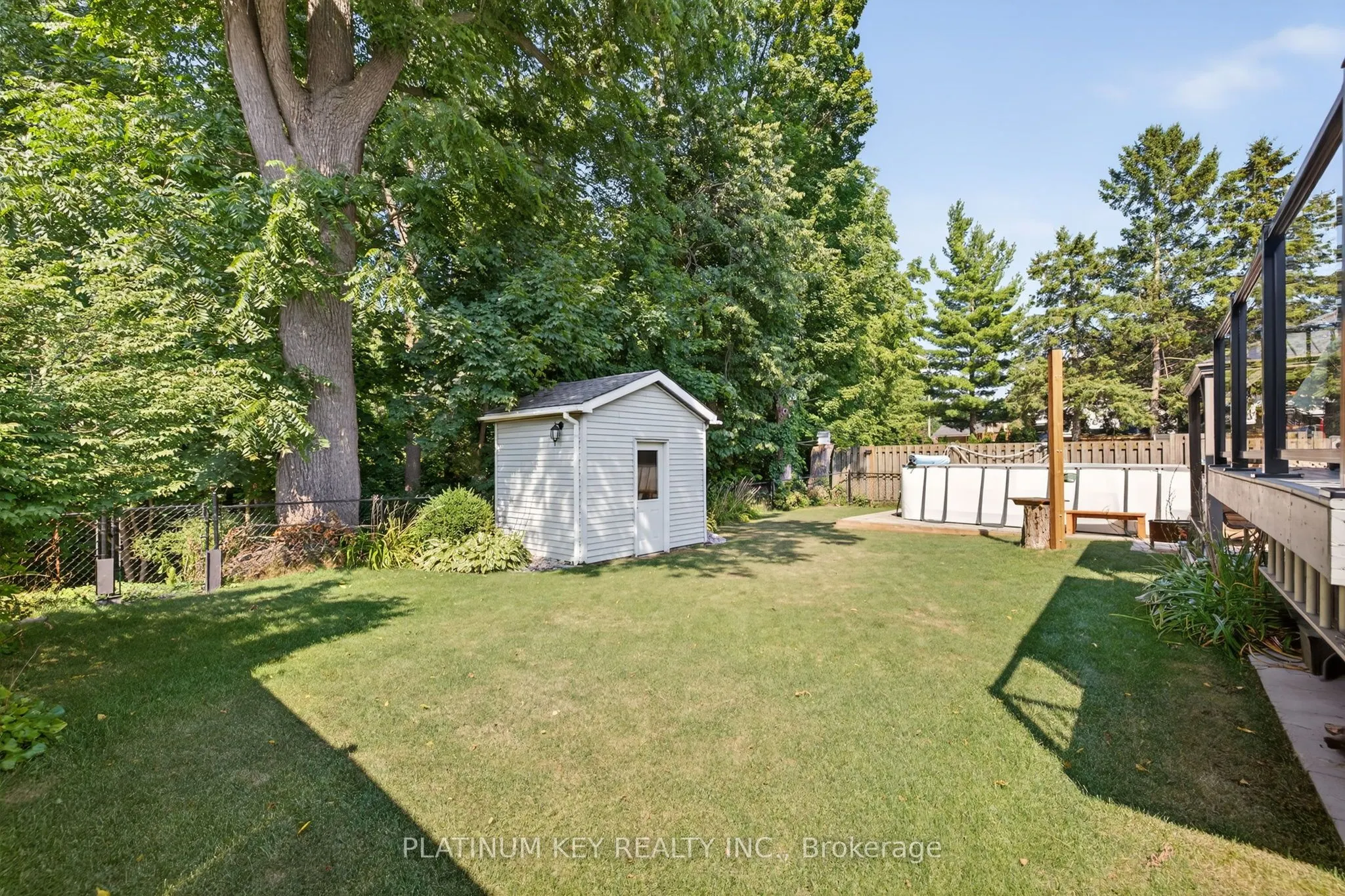 277 Saulsbury Street