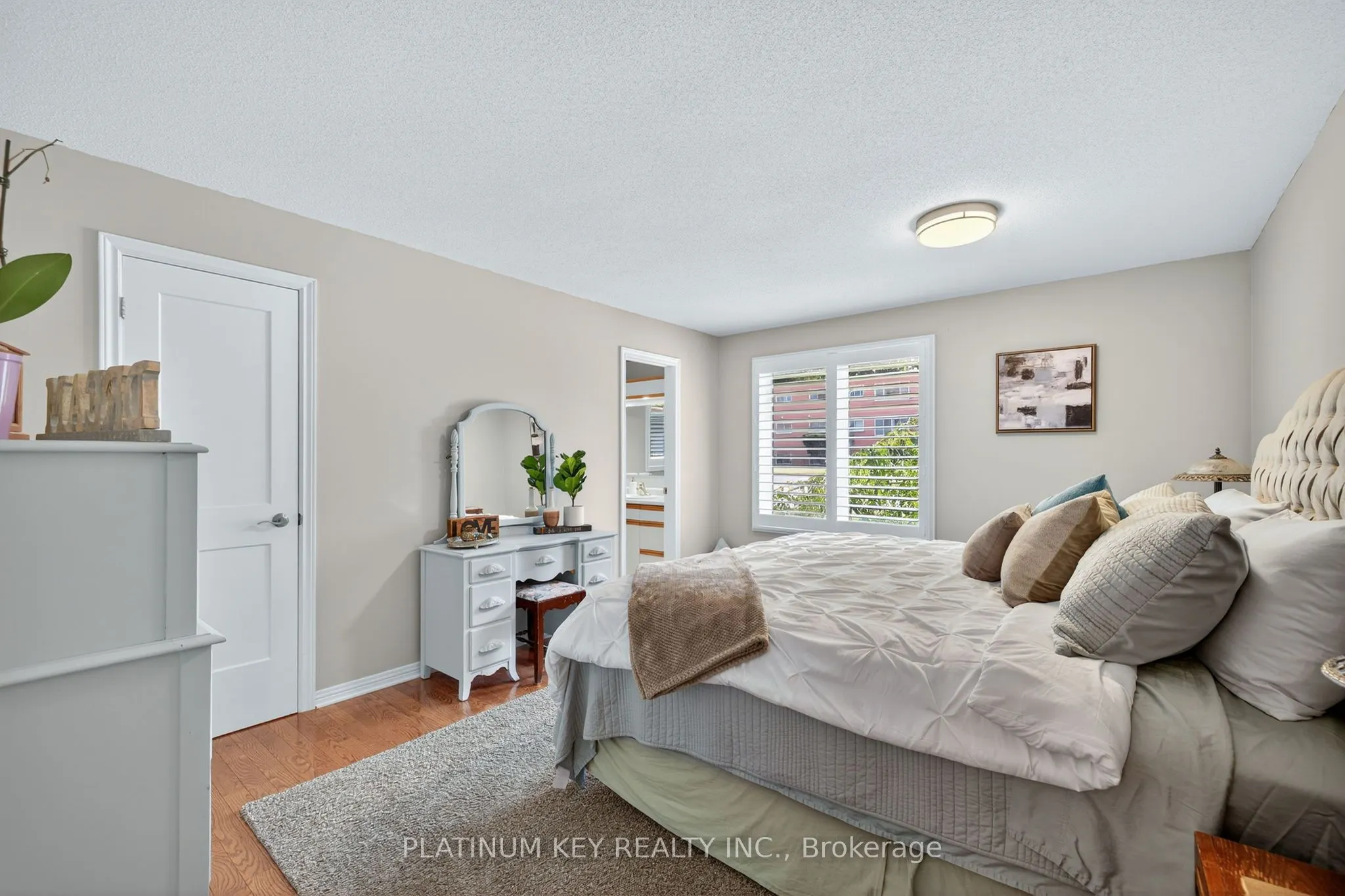 277 Saulsbury Street