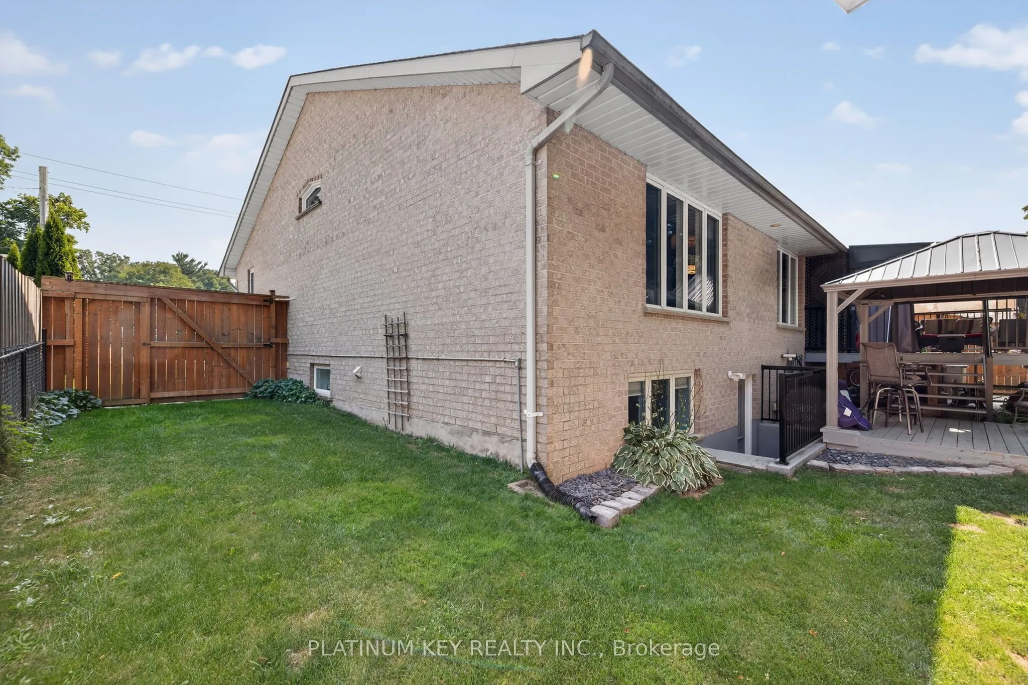 277 Saulsbury Street