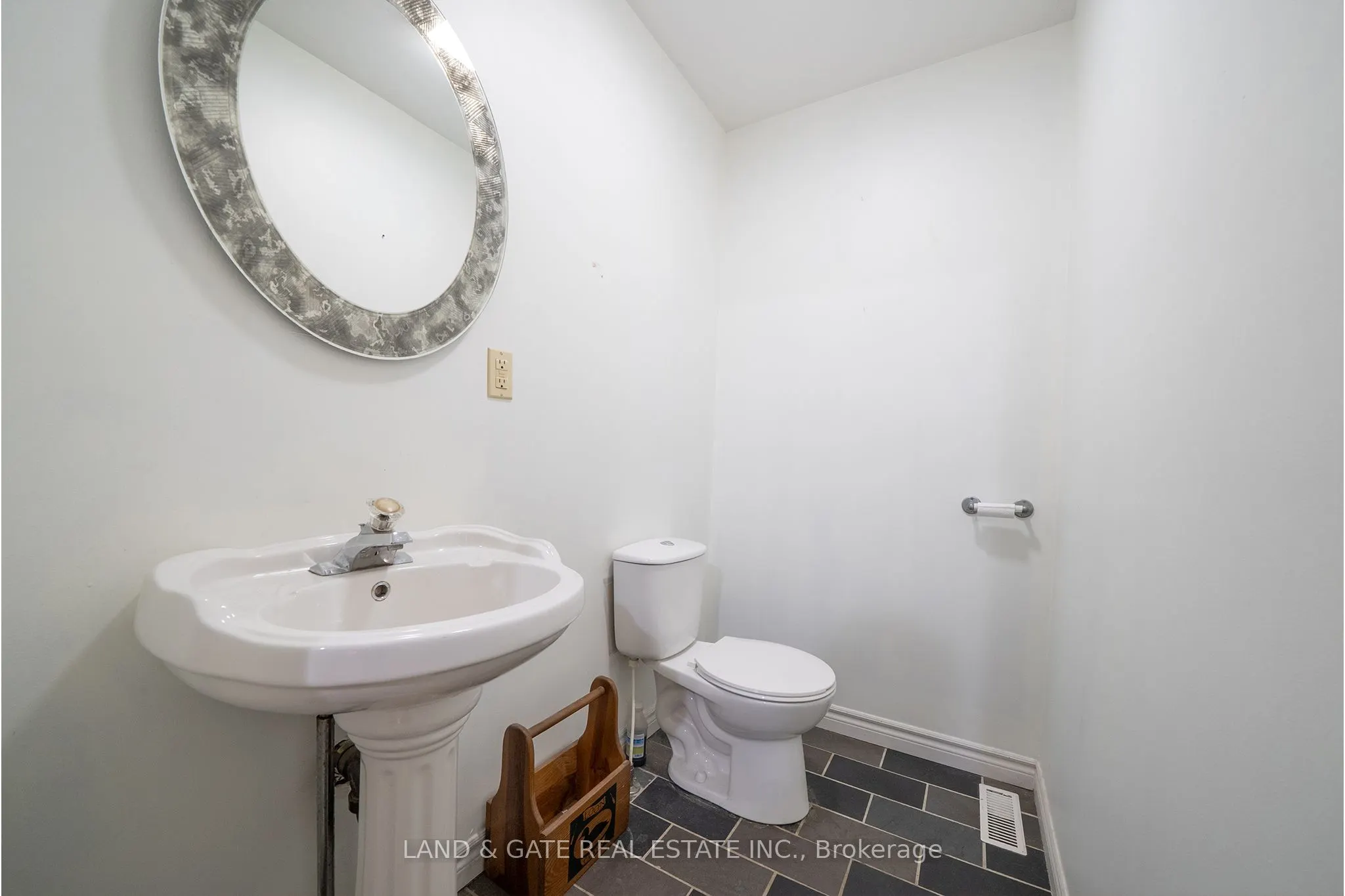 17 Short Street