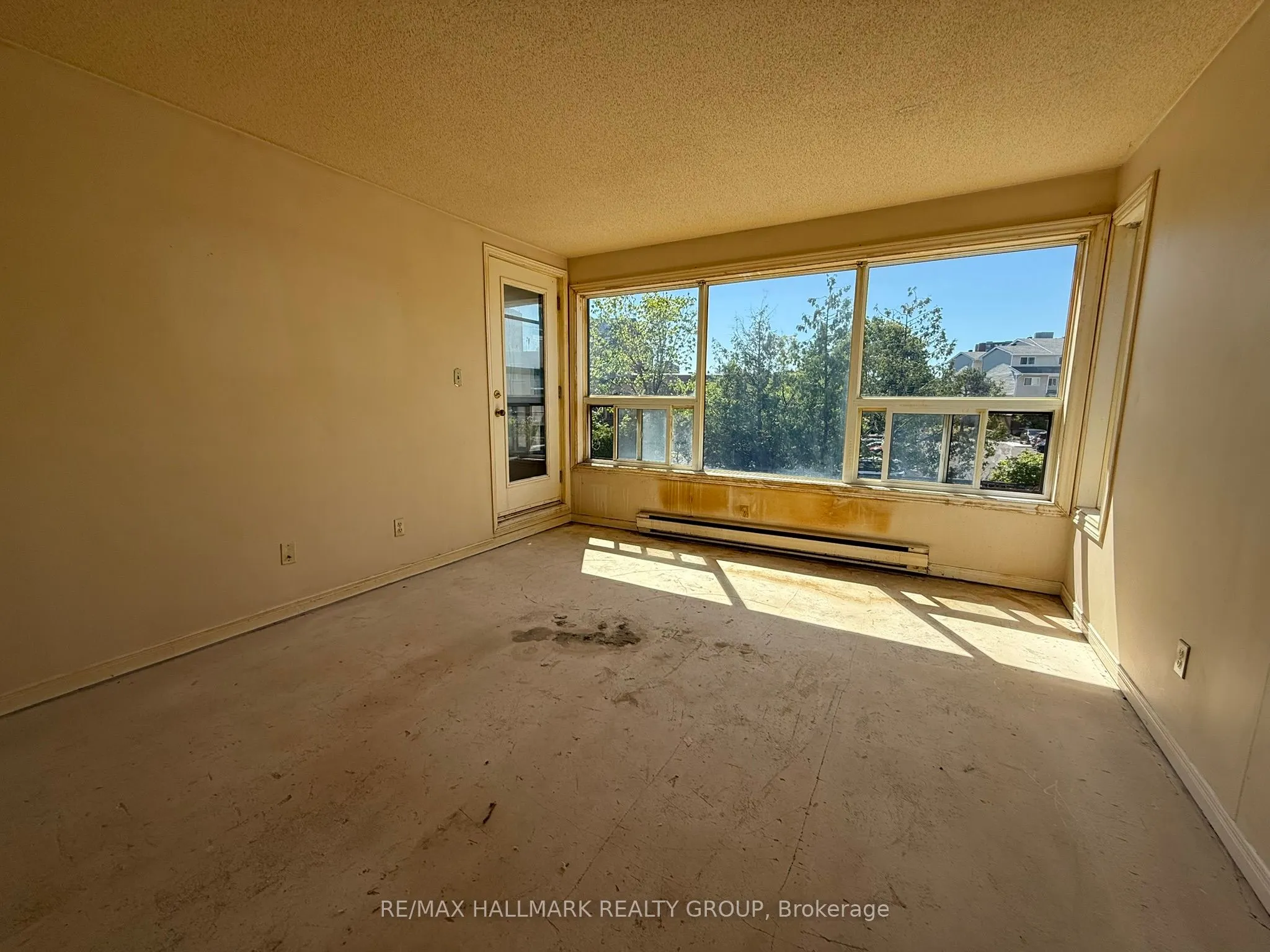 1490 Heron Road, #202