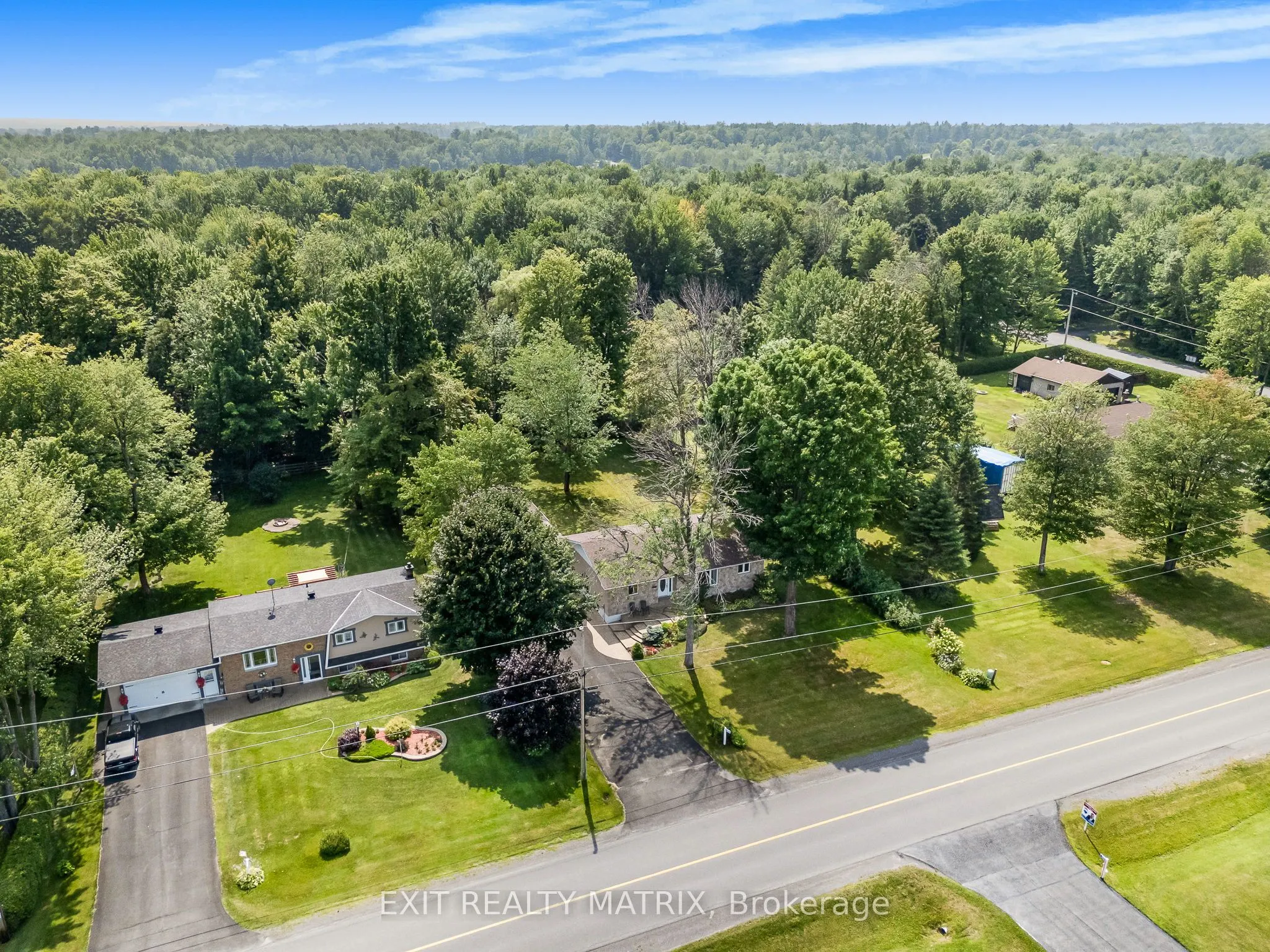 1624 Ste-Anne Road