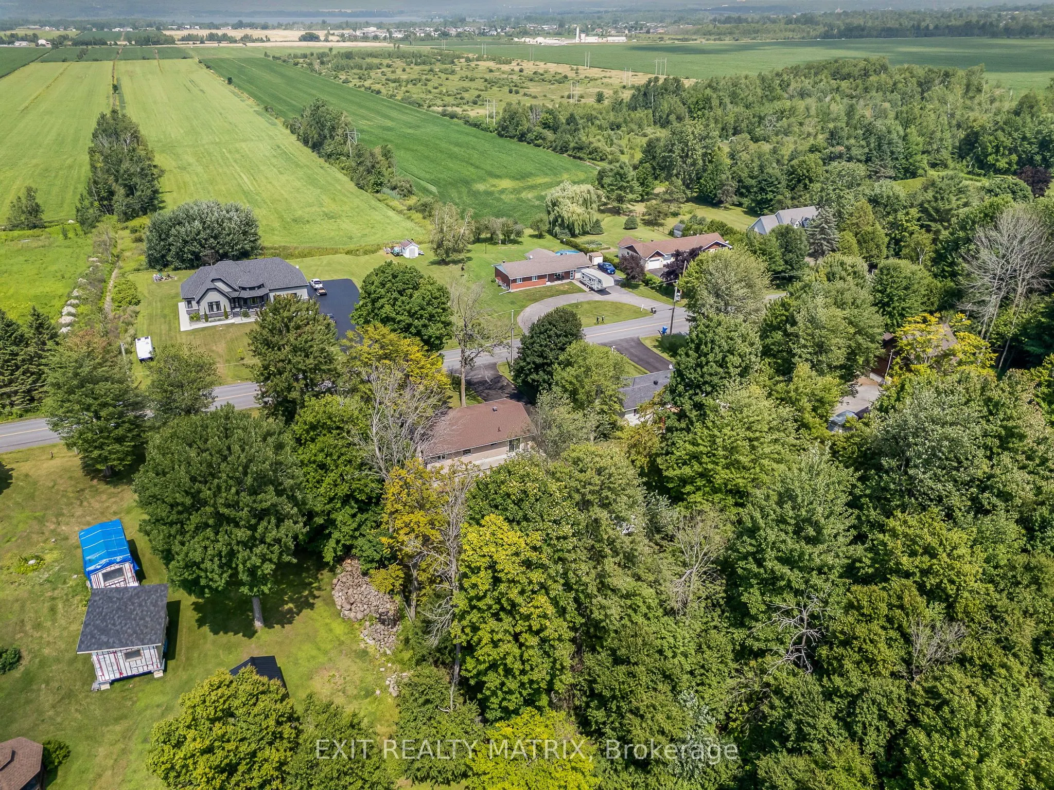 1624 Ste-Anne Road