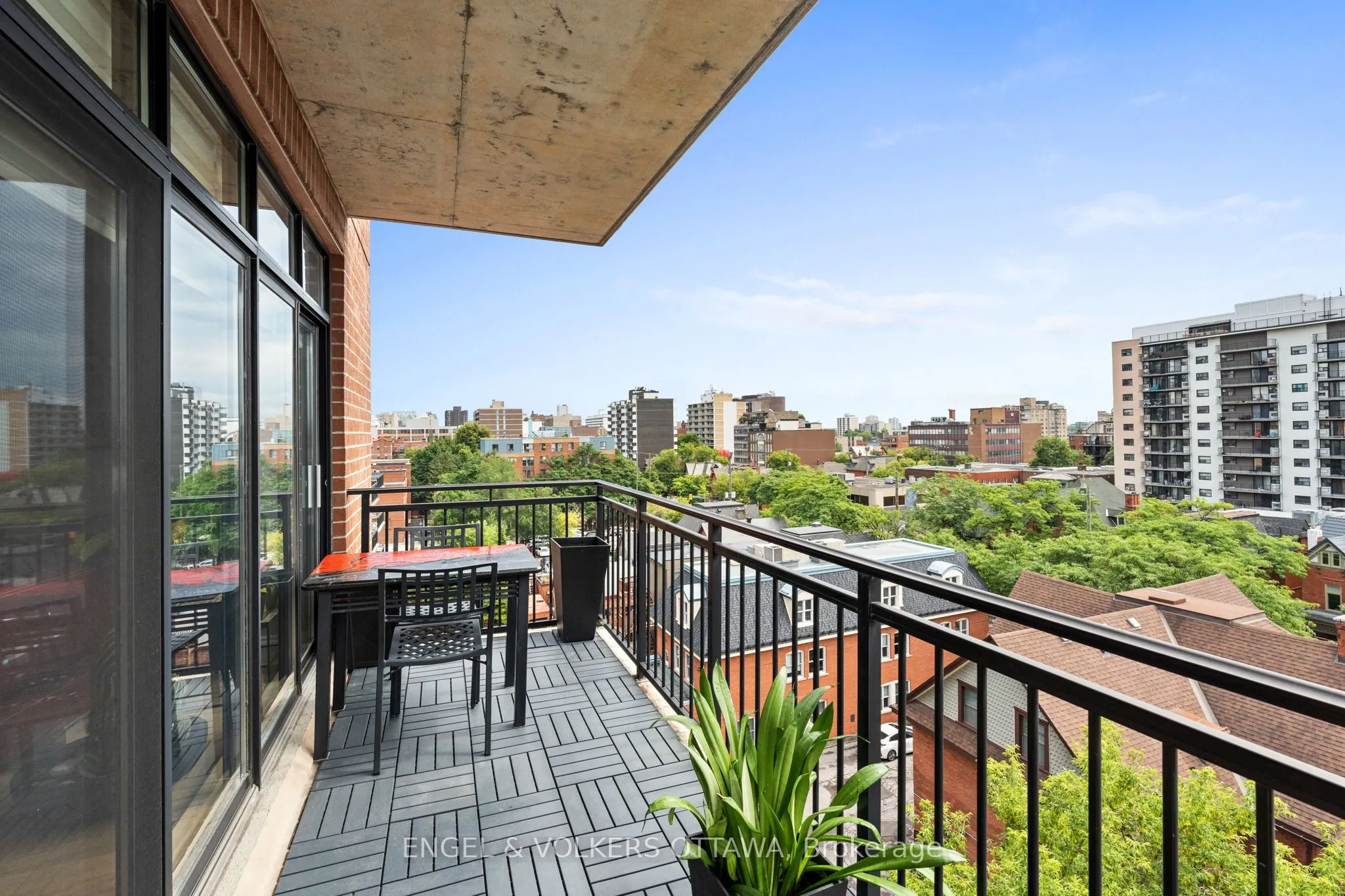 374 Cooper Street, #703