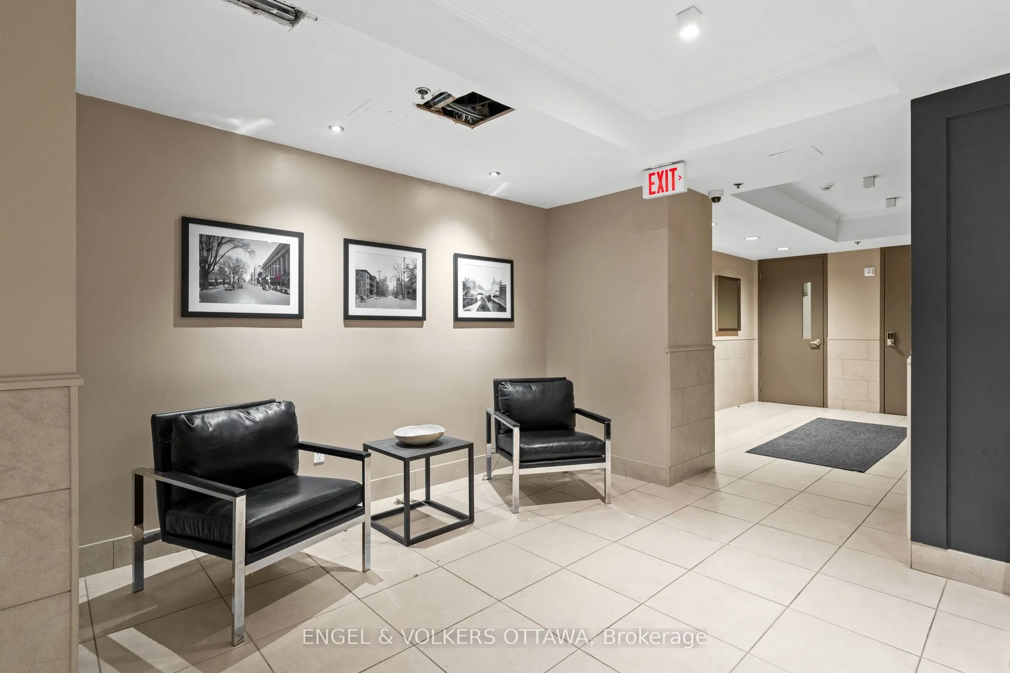 374 Cooper Street, #703