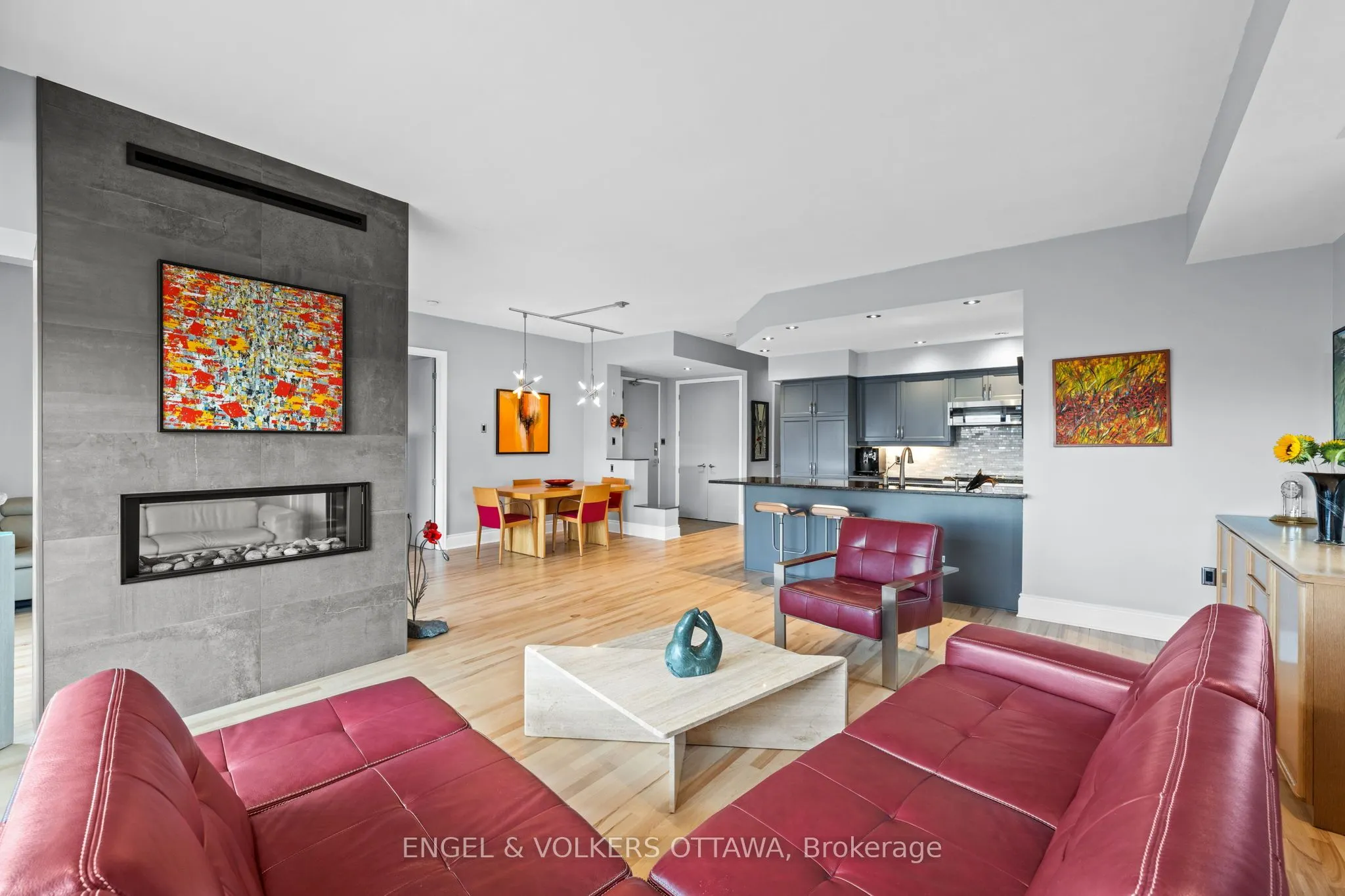 374 Cooper Street, #703