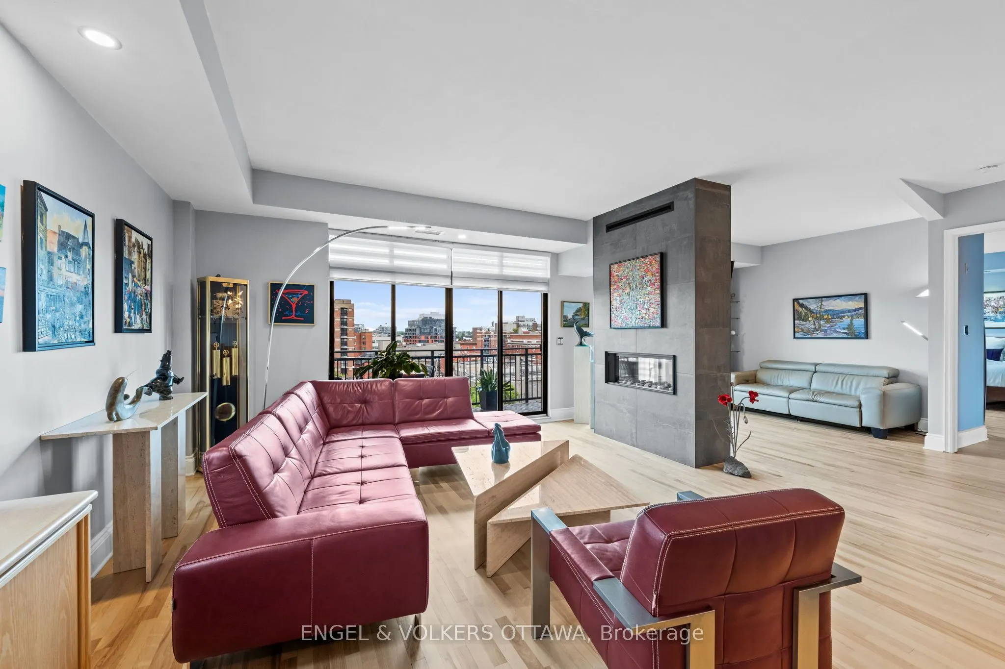 374 Cooper Street, #703