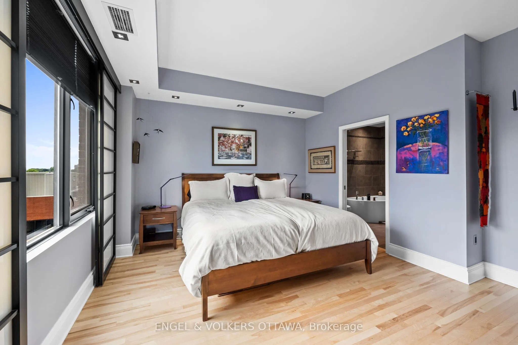374 Cooper Street, #703