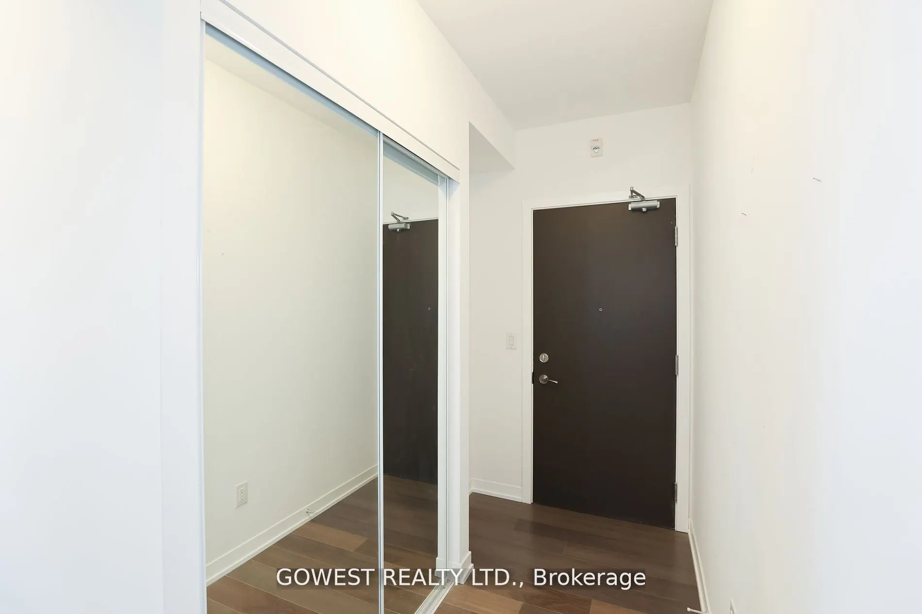 550 North Service Road, #705