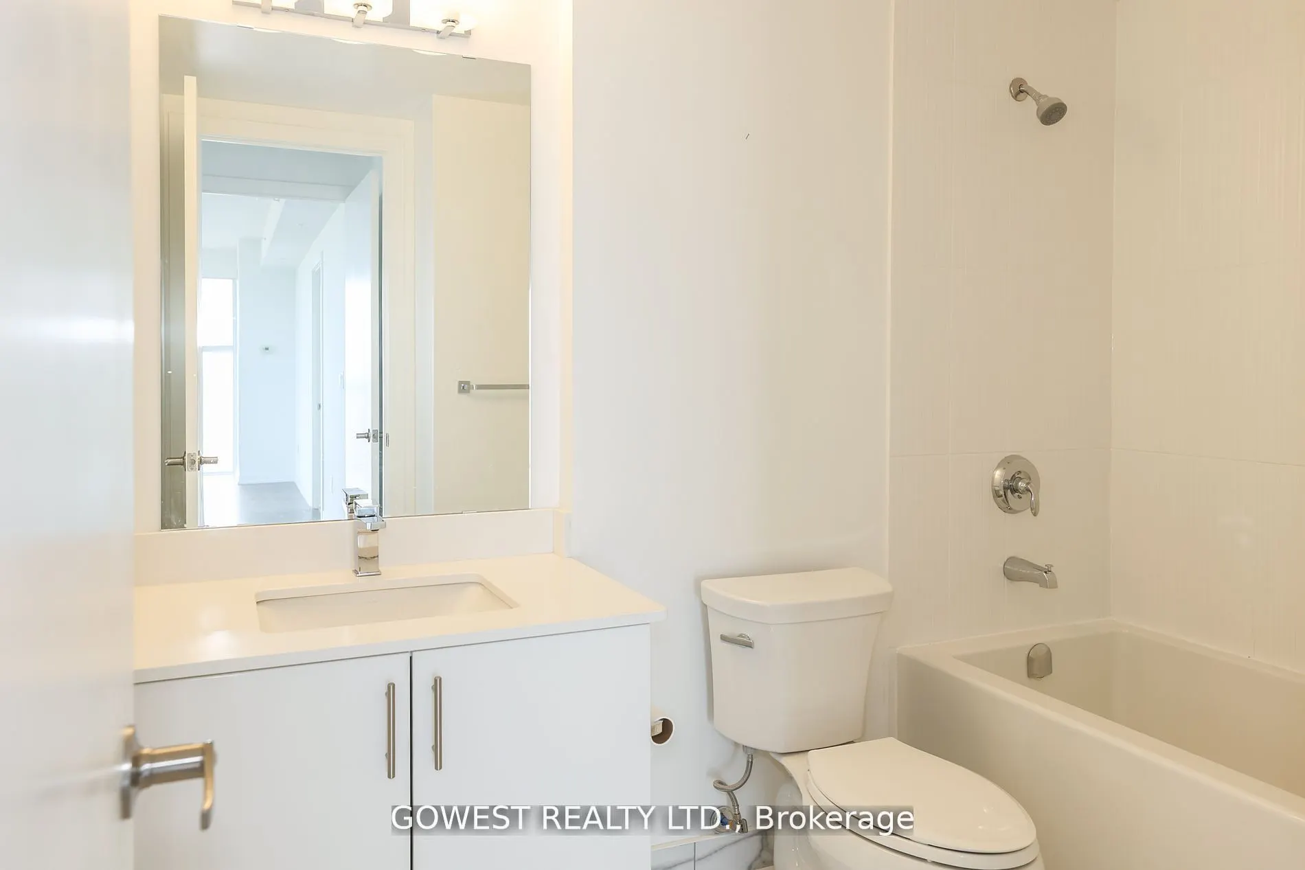 550 North Service Road, #705