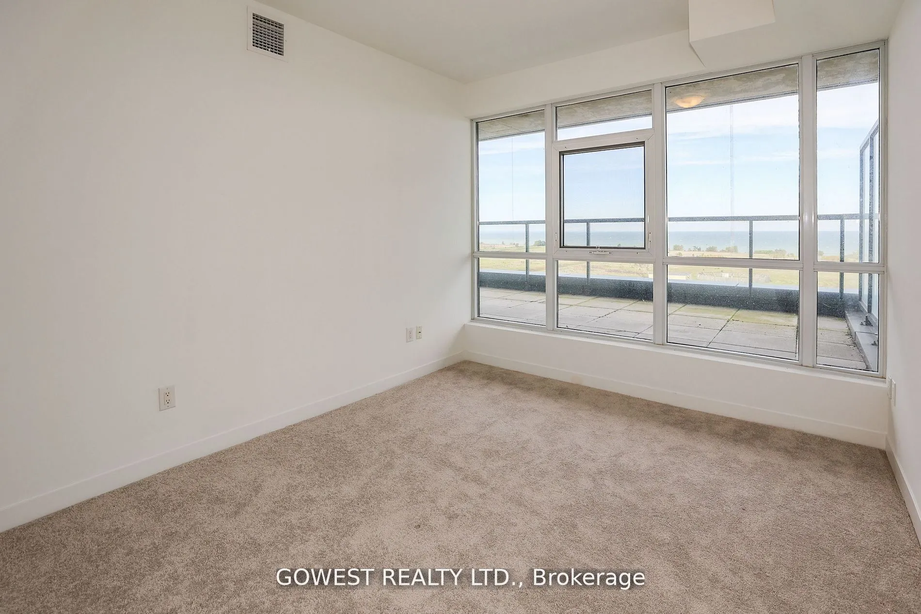 550 North Service Road, #705