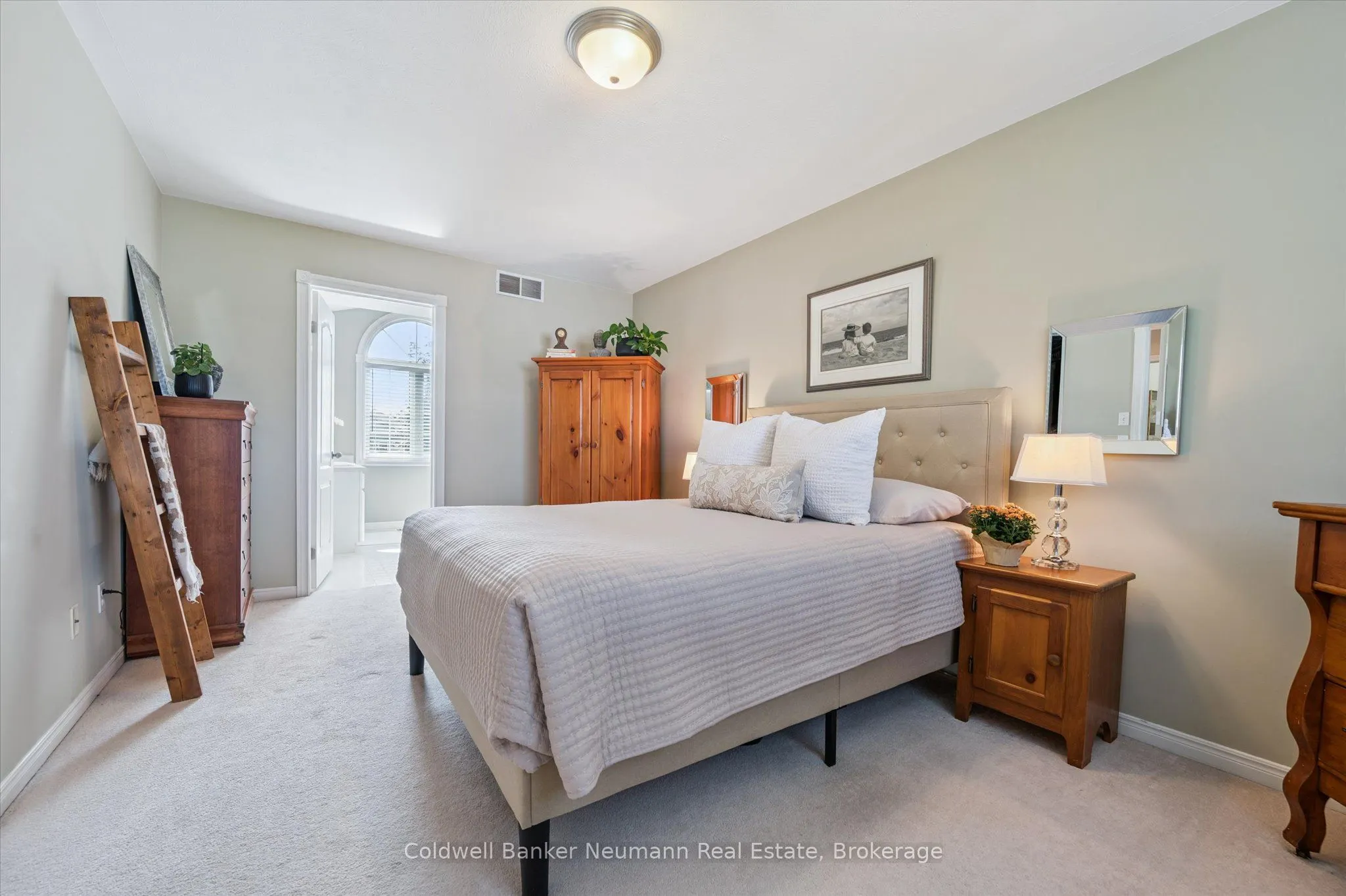 56 Hayward Crescent