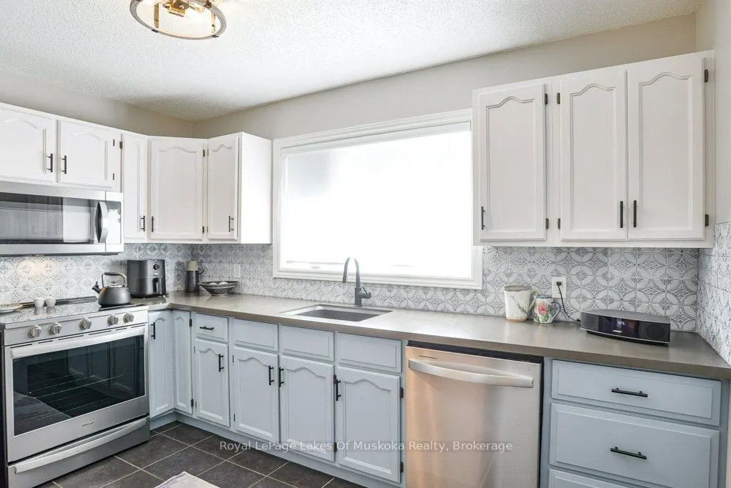 87 Southbank Drive, #87