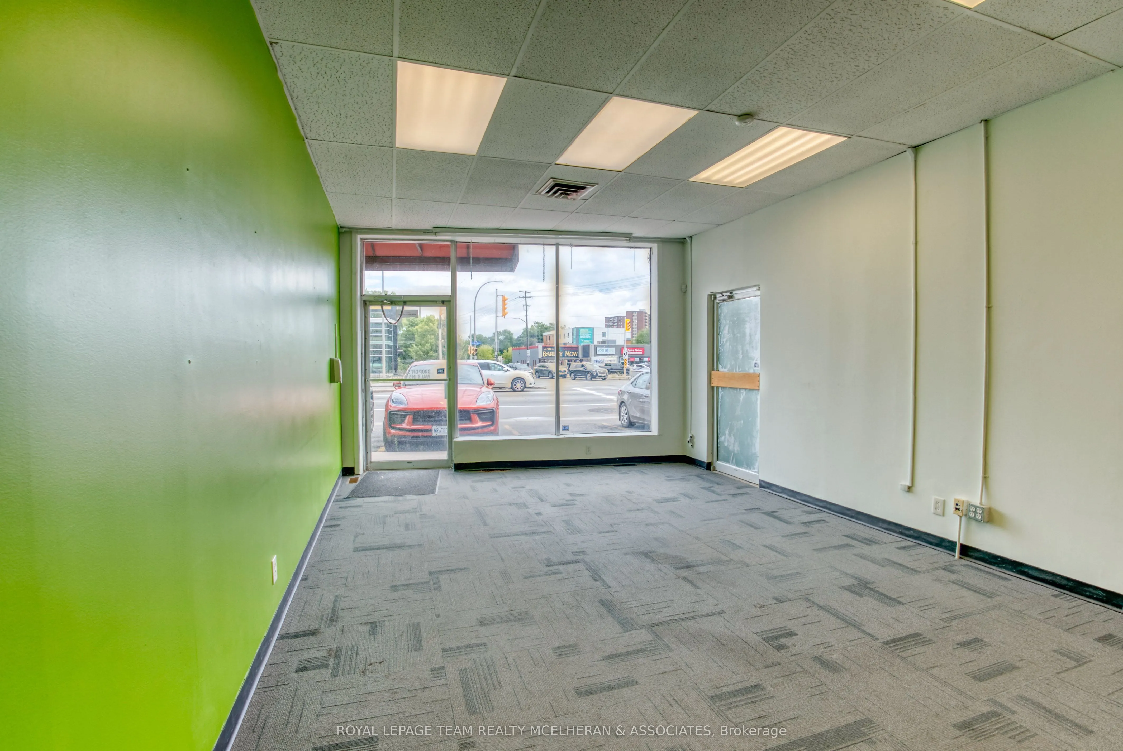 1532 Merivale Road