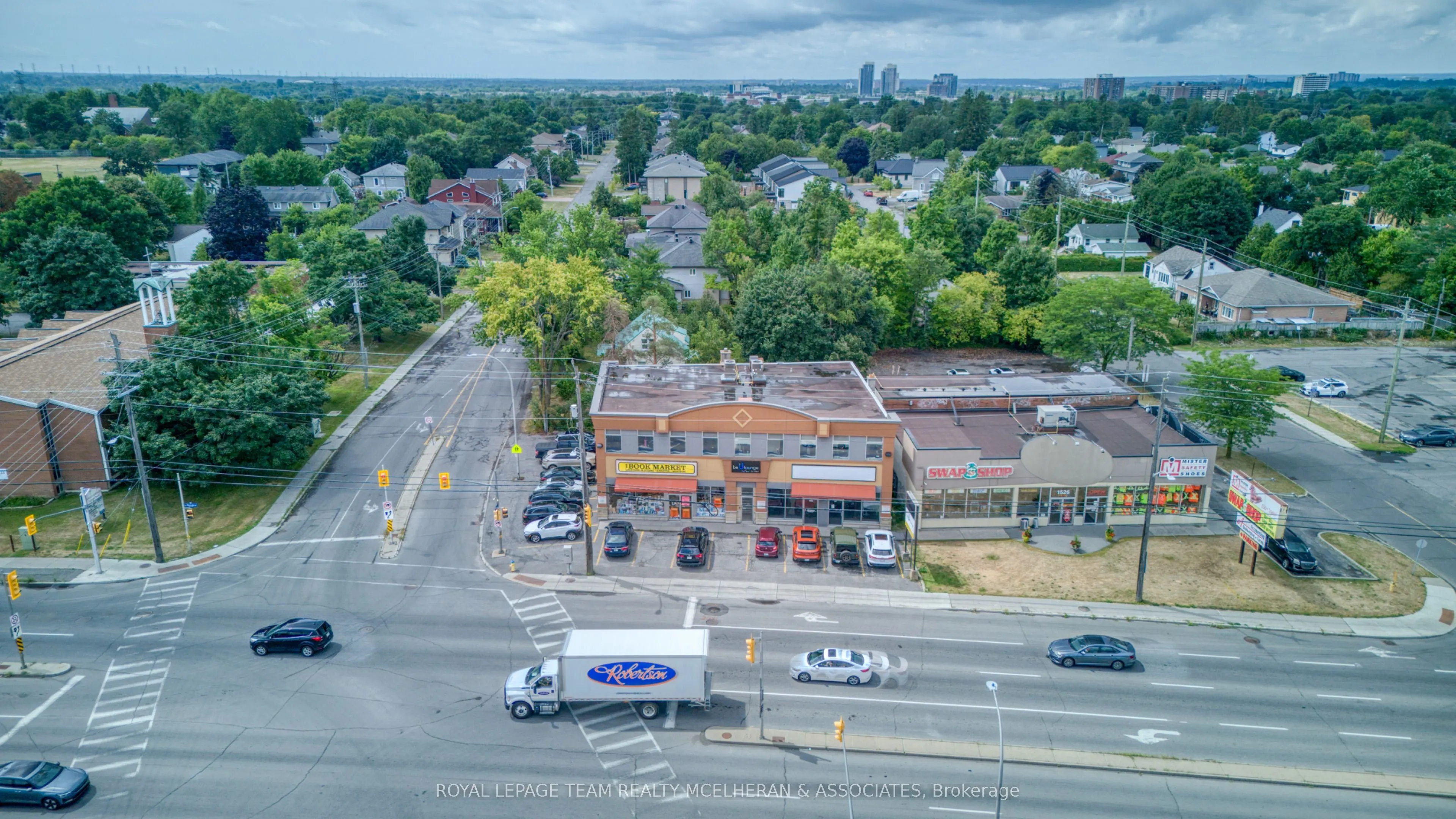 1532 Merivale Road