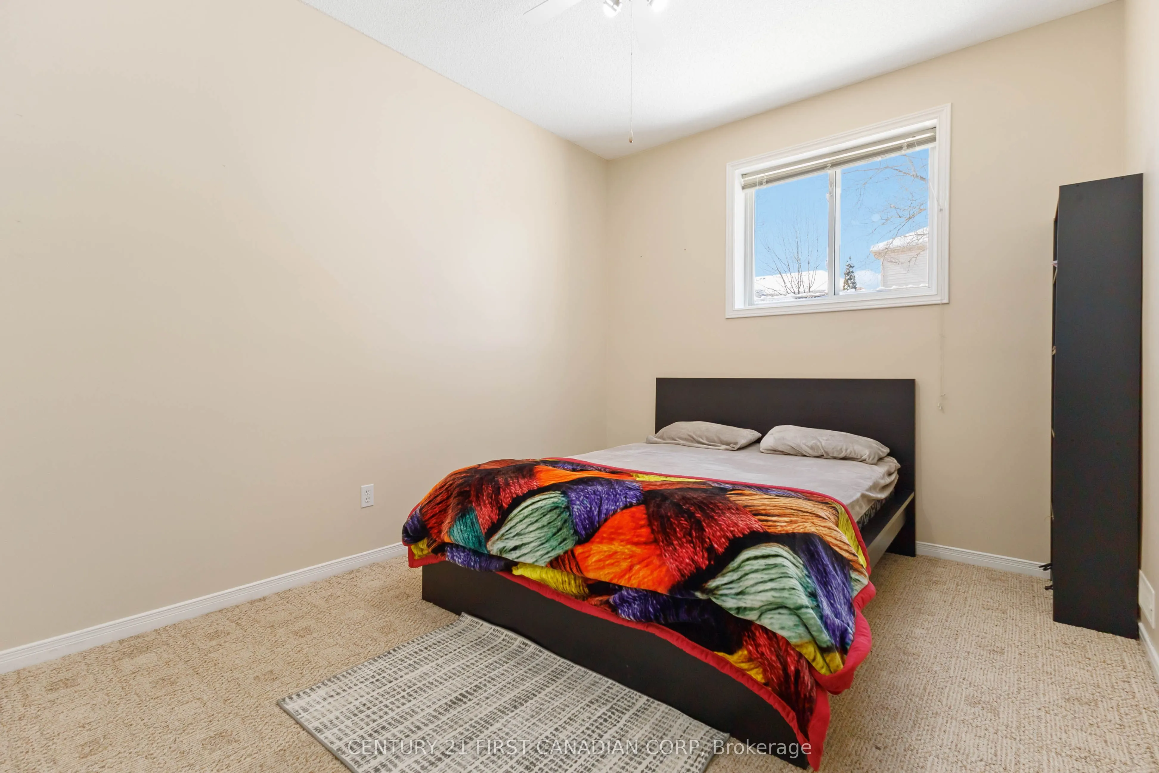 256 WHITE SANDS Drive