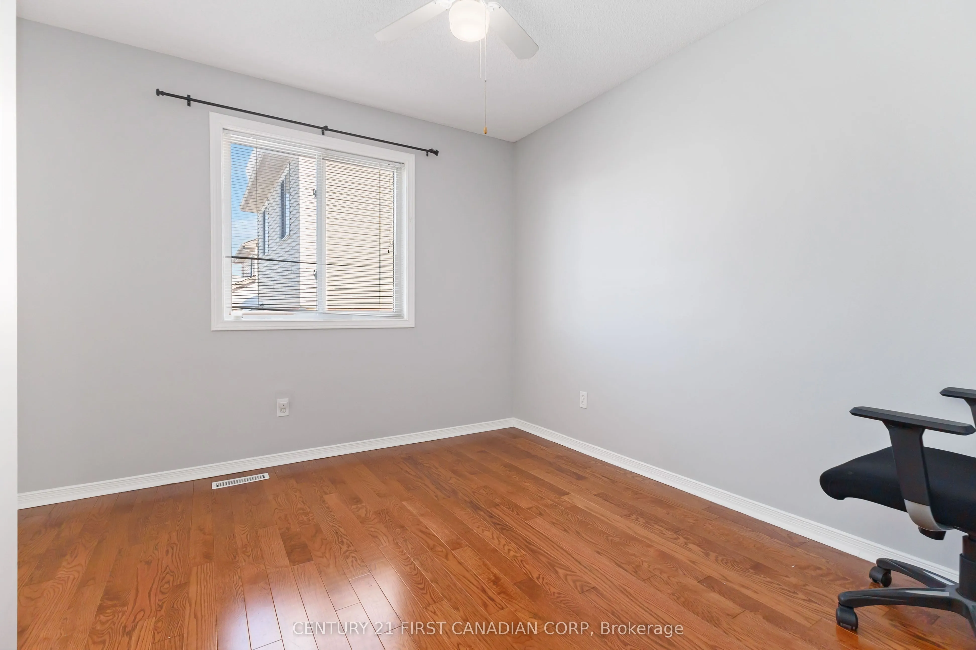 256 WHITE SANDS Drive