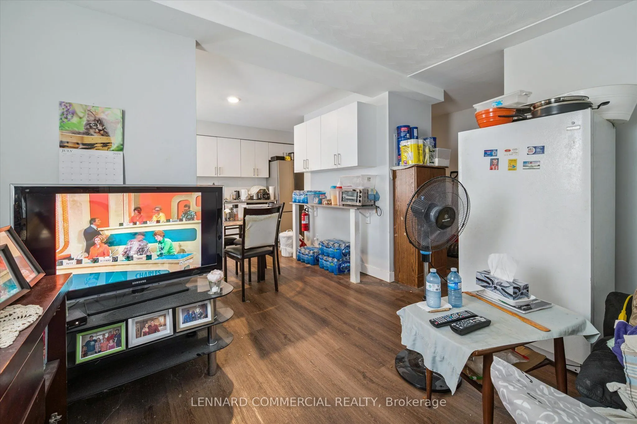 392-398 Erb Street W