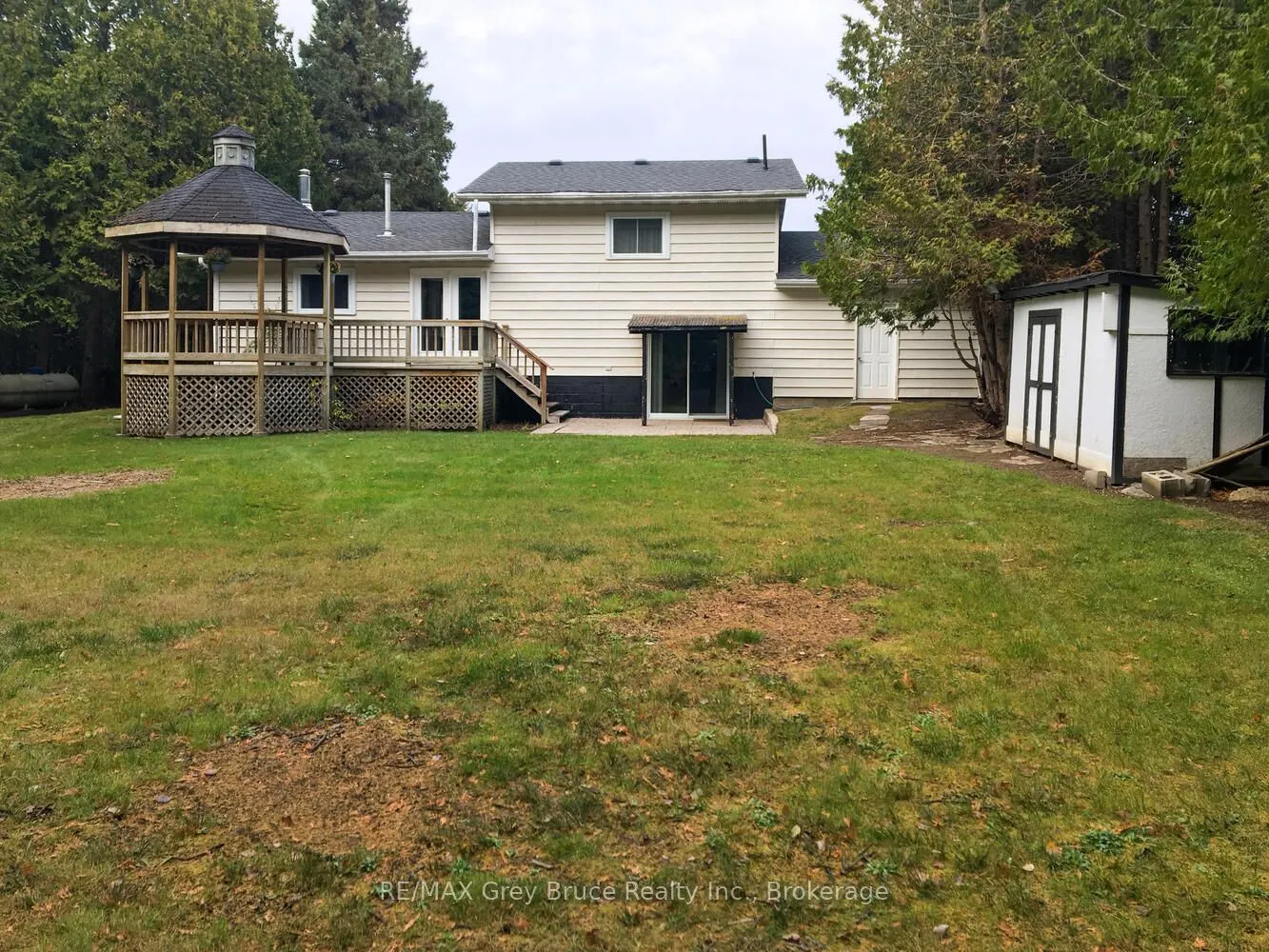 71 William Court