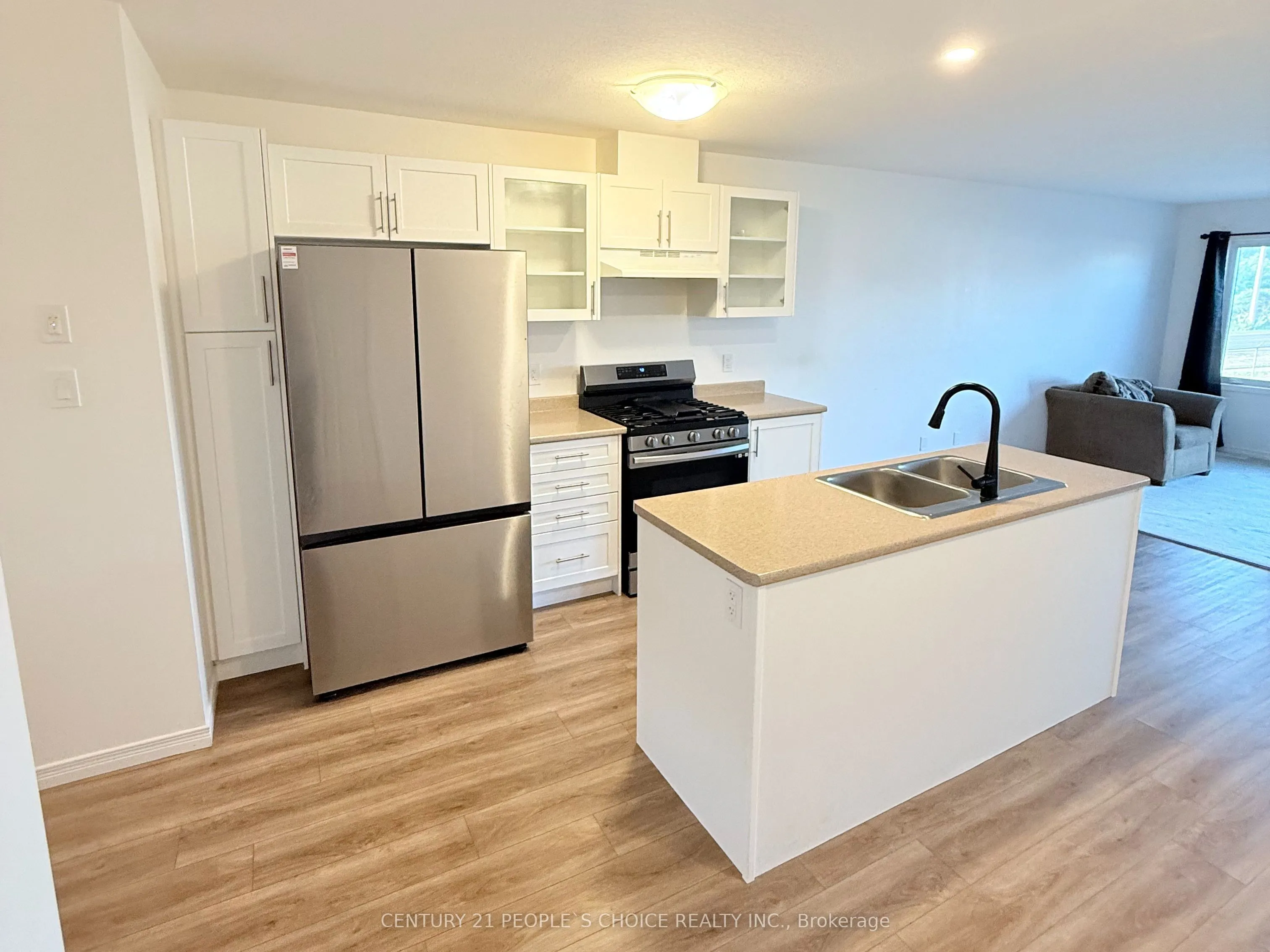8 West mill Street, #8