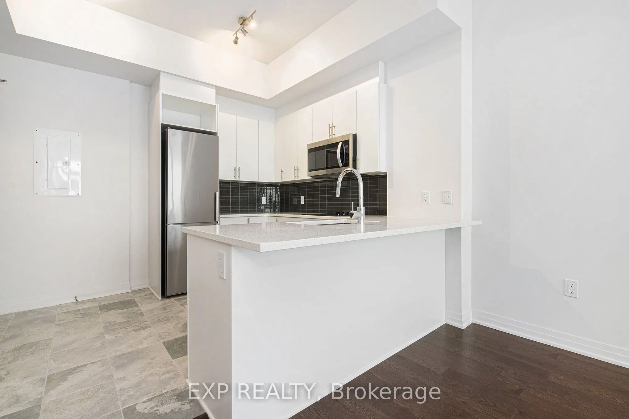 805 Carling Avenue, #1805