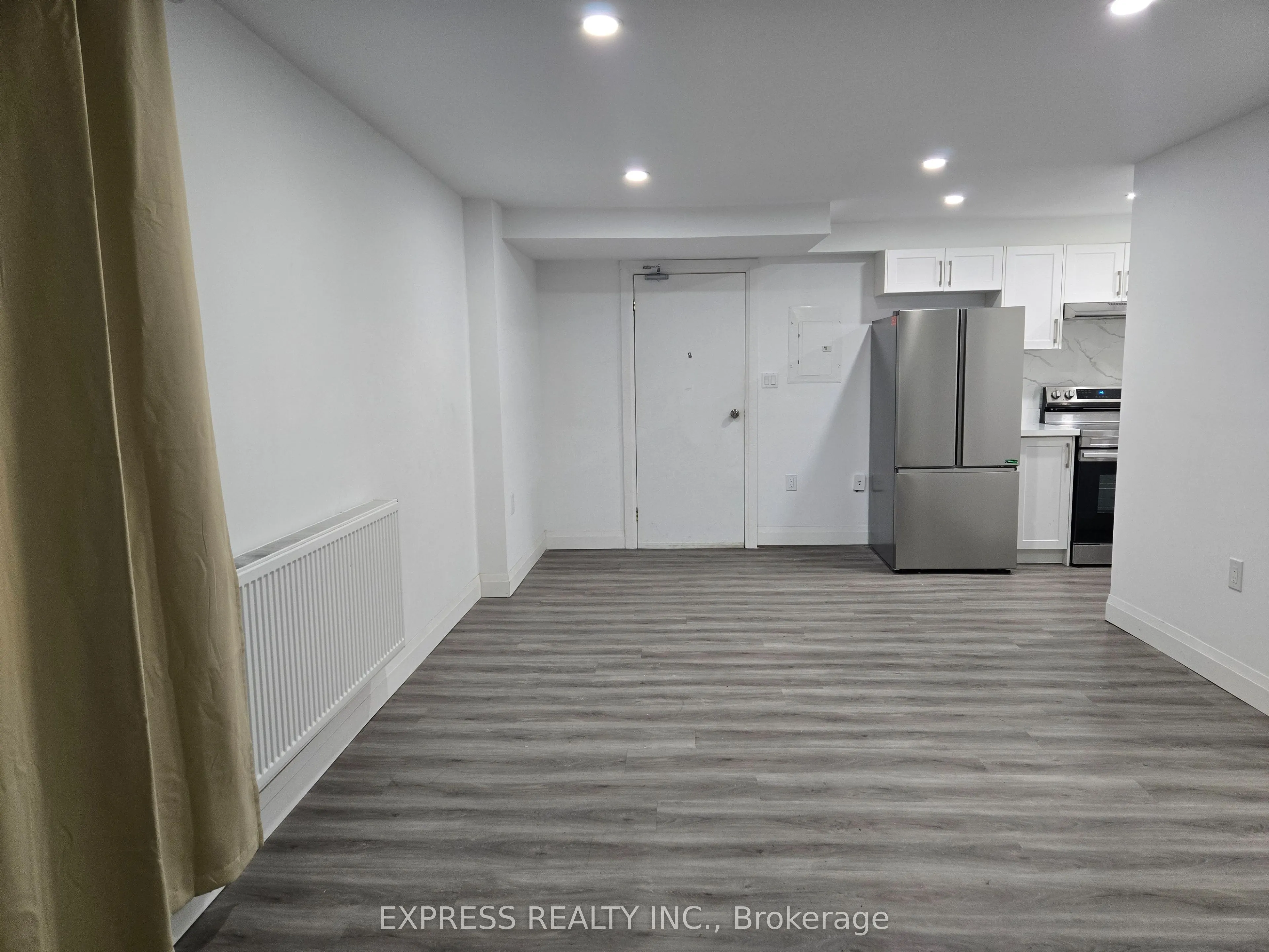 252 James Street S, #4