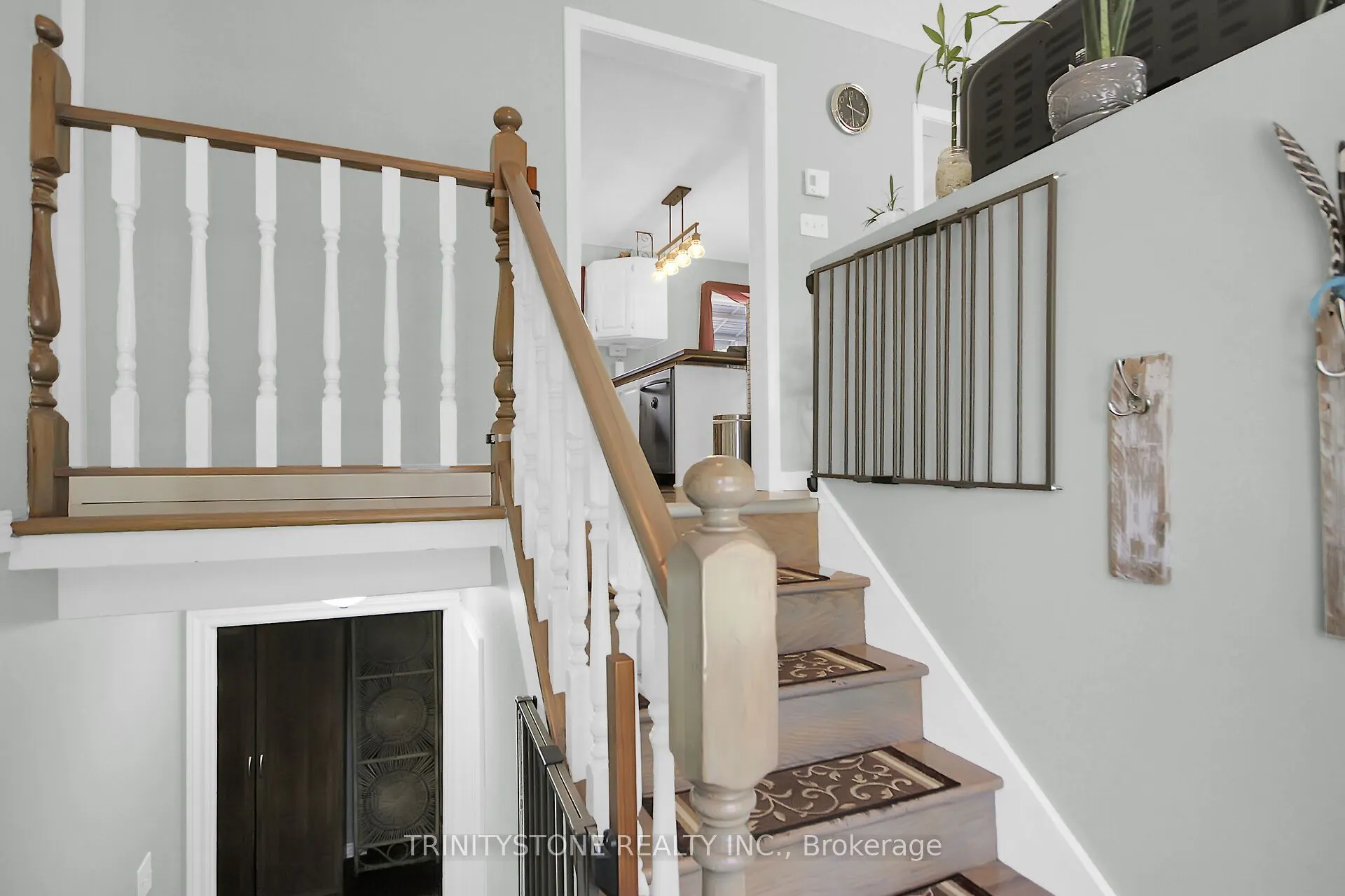 5620 Rockdale Road, #30