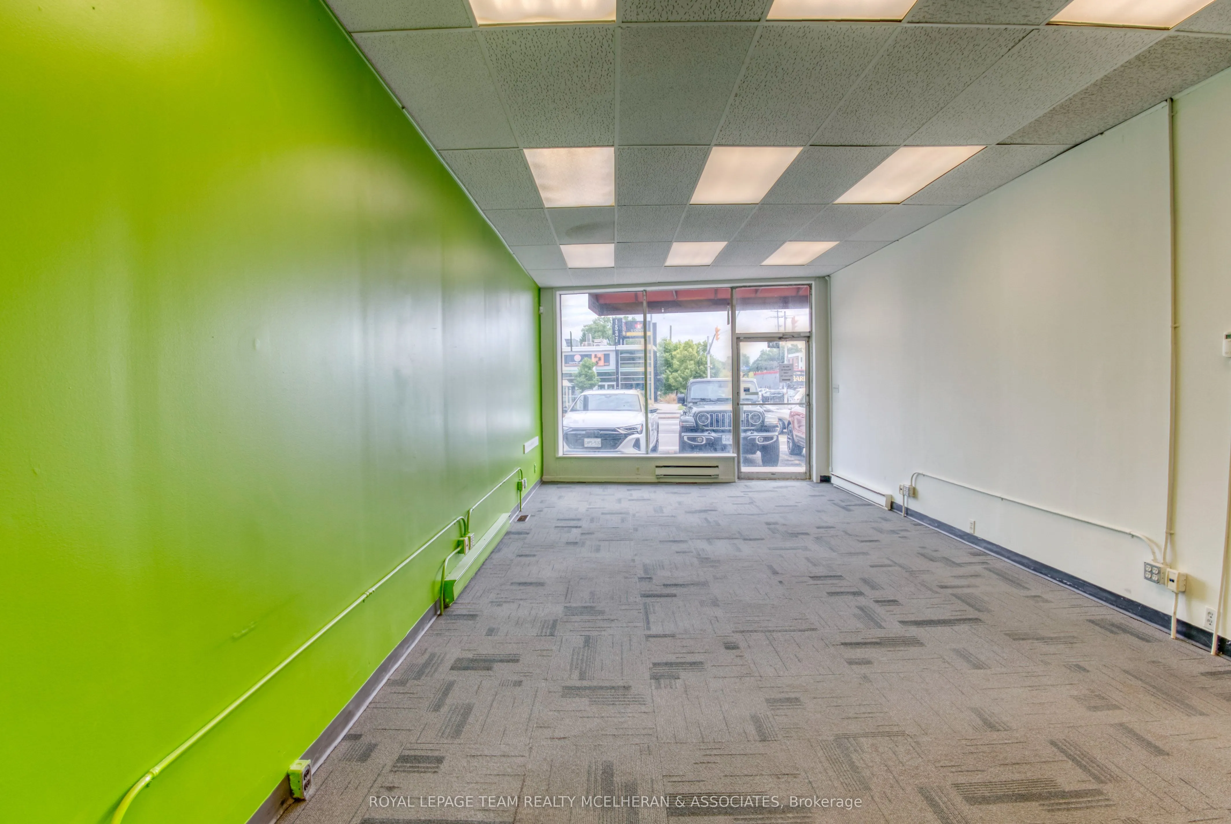 1532 Merivale Road
