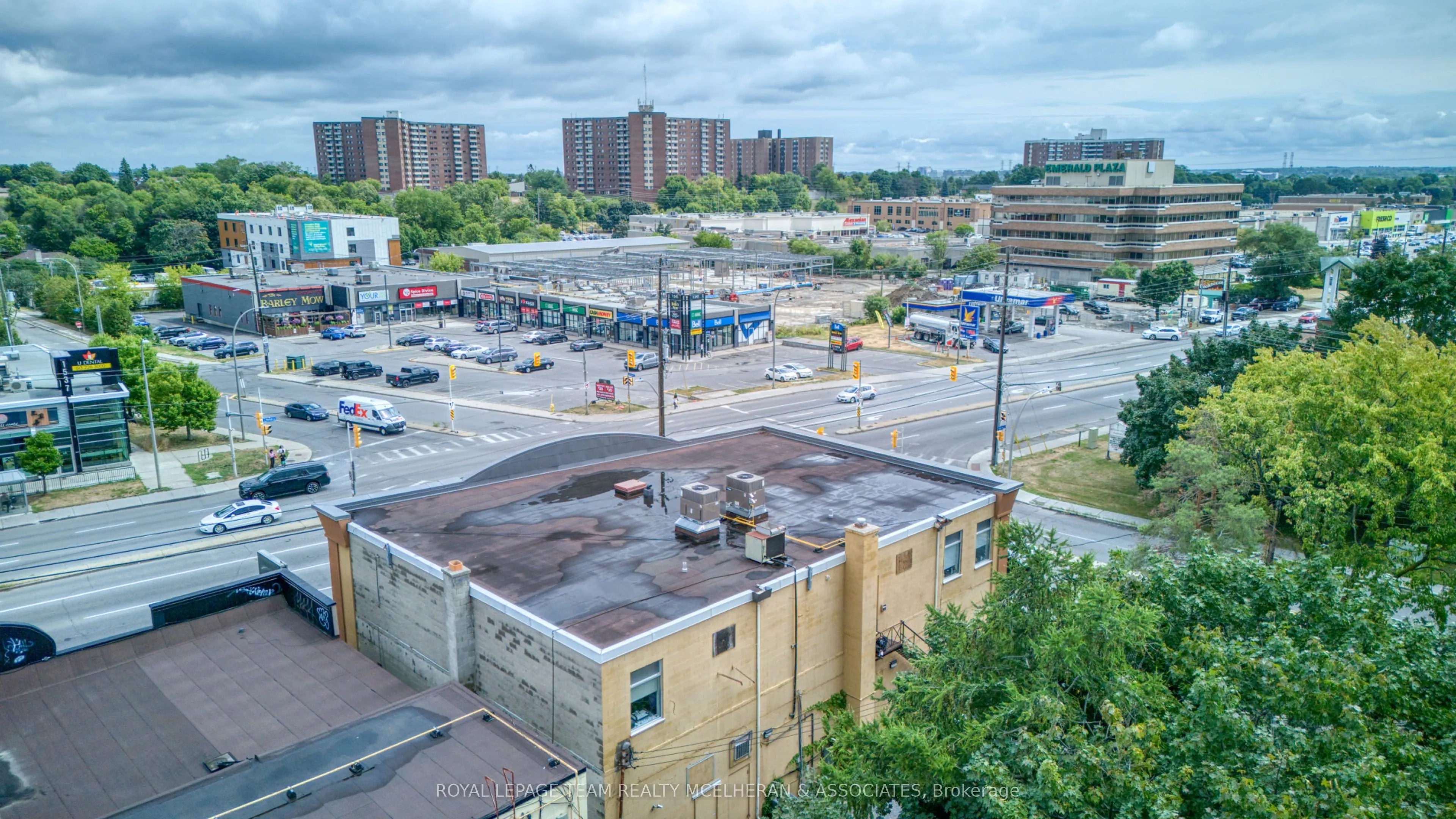 1532 Merivale Road