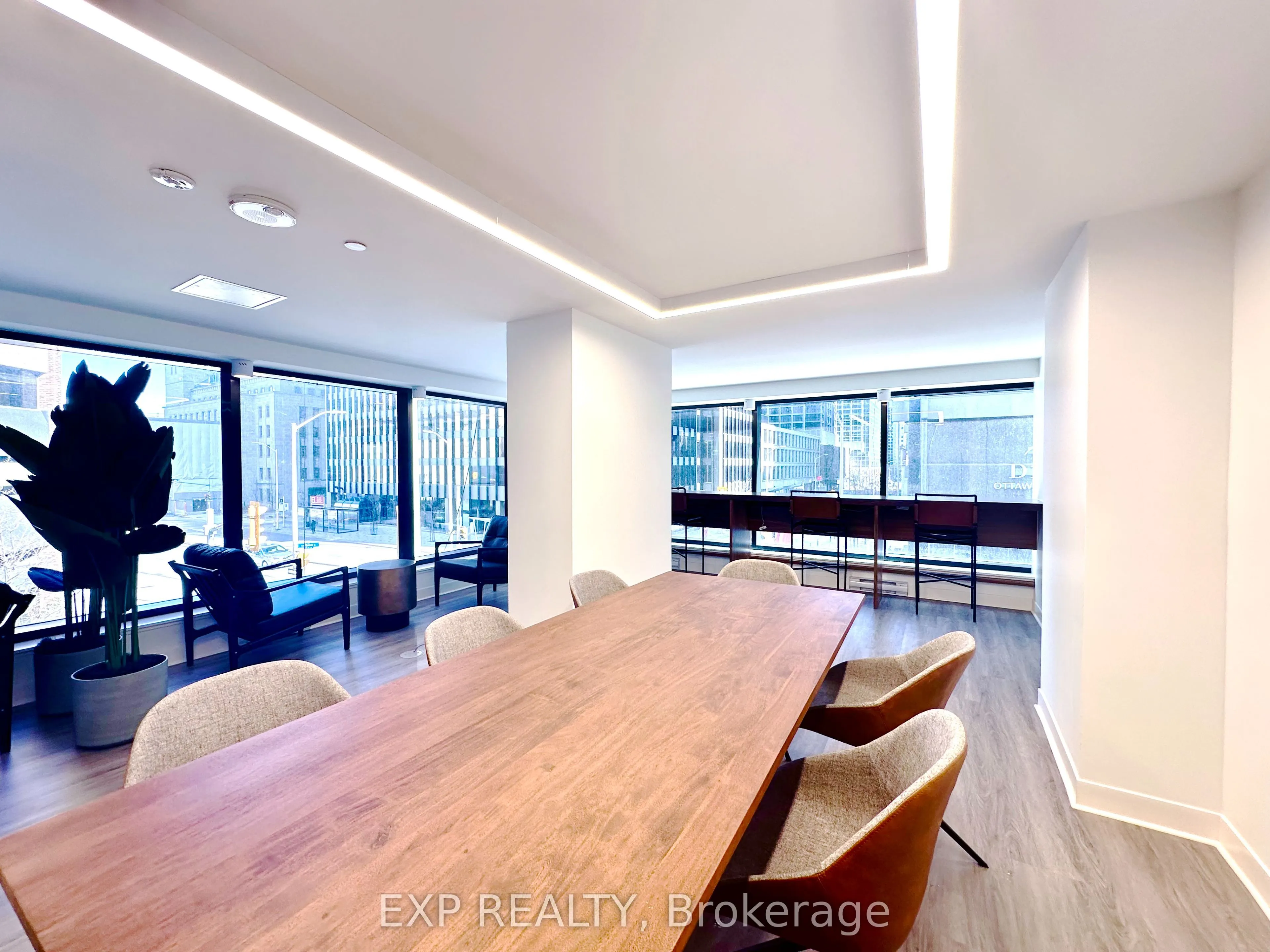 340 Queen Street, #708