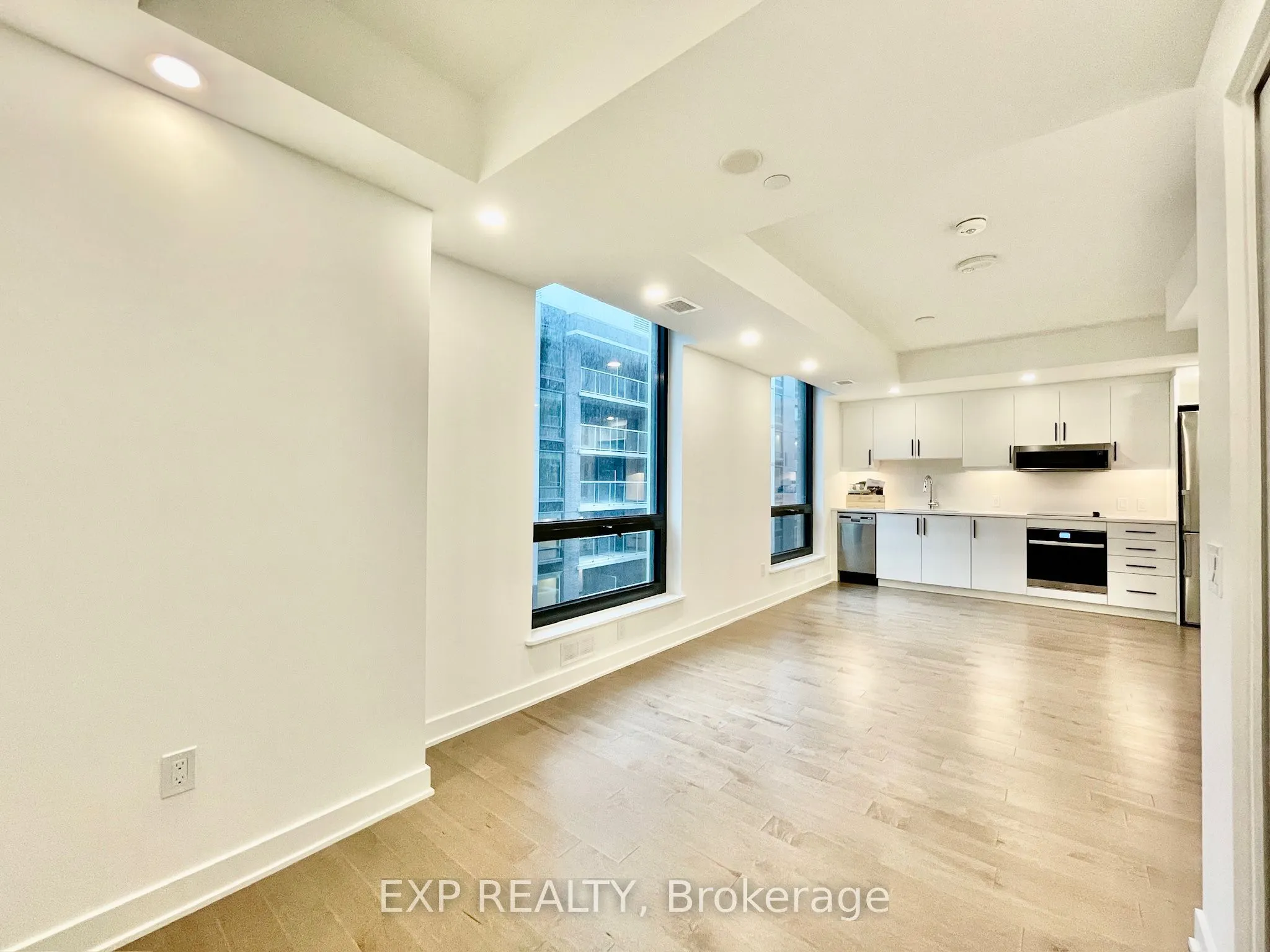 340 Queen Street, #708